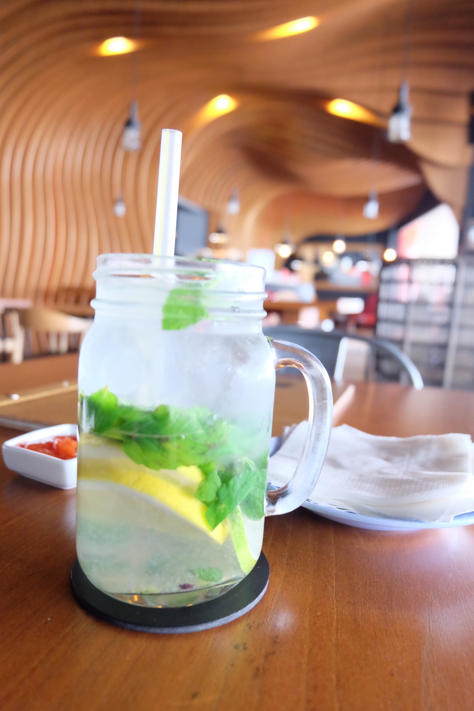 Apă aromată împotriva balonării