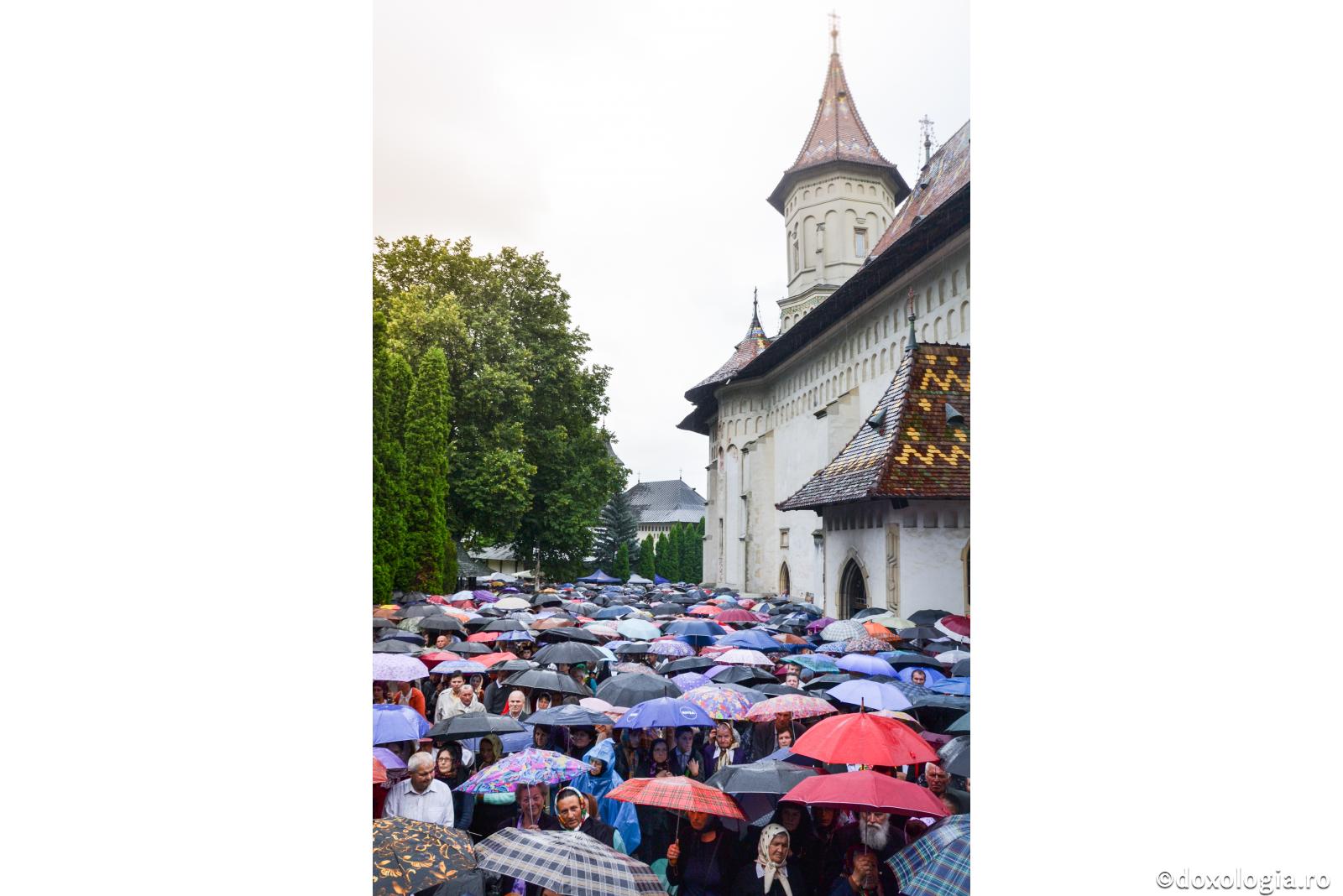 De ce aşa de lesne ne biruim?