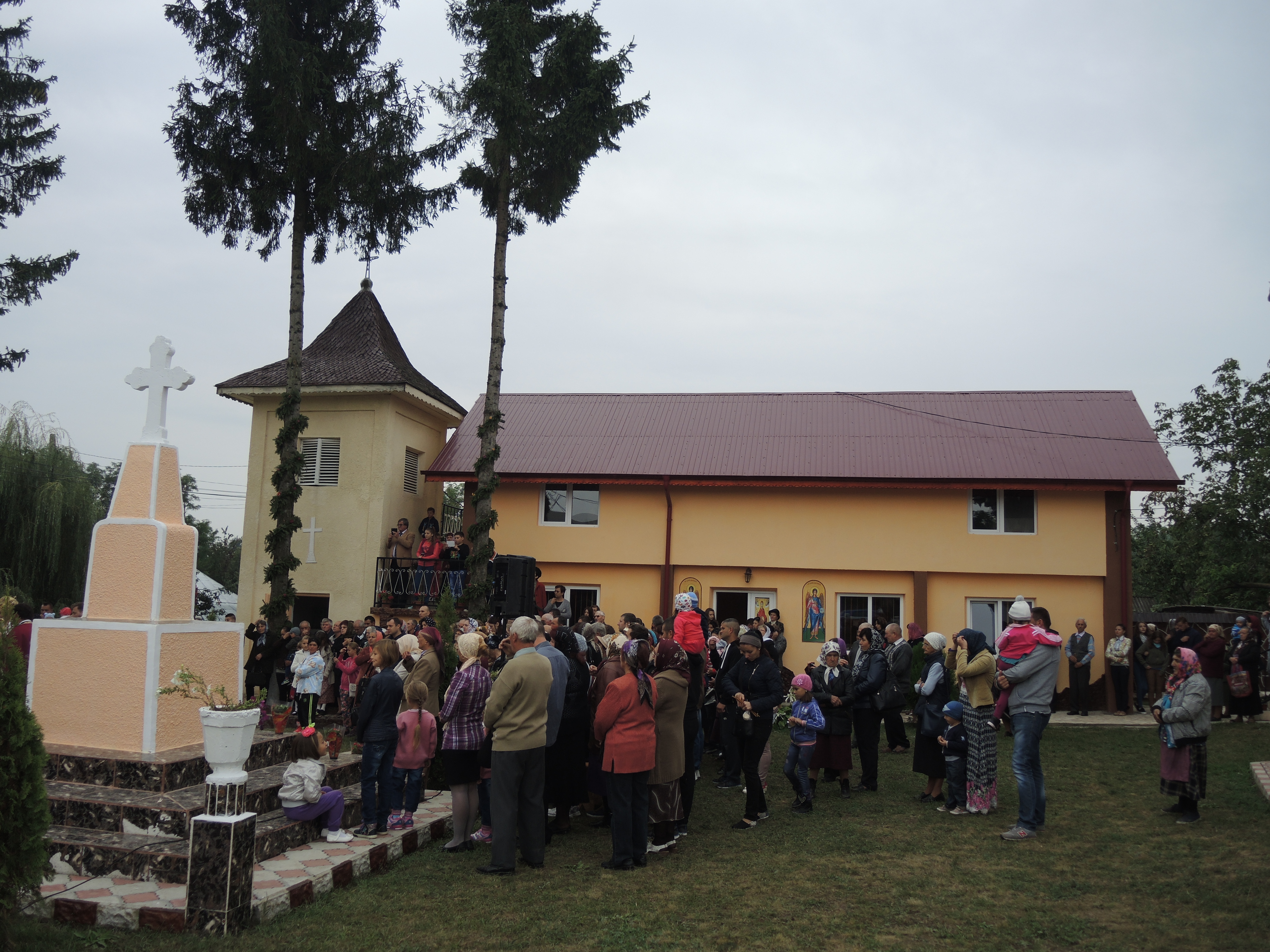 Slujbe arhierești în Parohia Hărmăneștii Noi