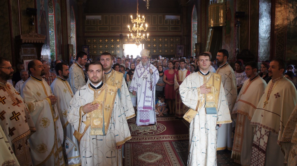 Sfânta Liturghie arhierească la Călărași