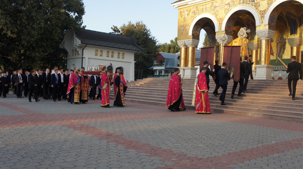 Sfântul Sfințit Mucenic Teodosie de la Brazi, sărbătorit la Catedrala Episcopală din Slobozia