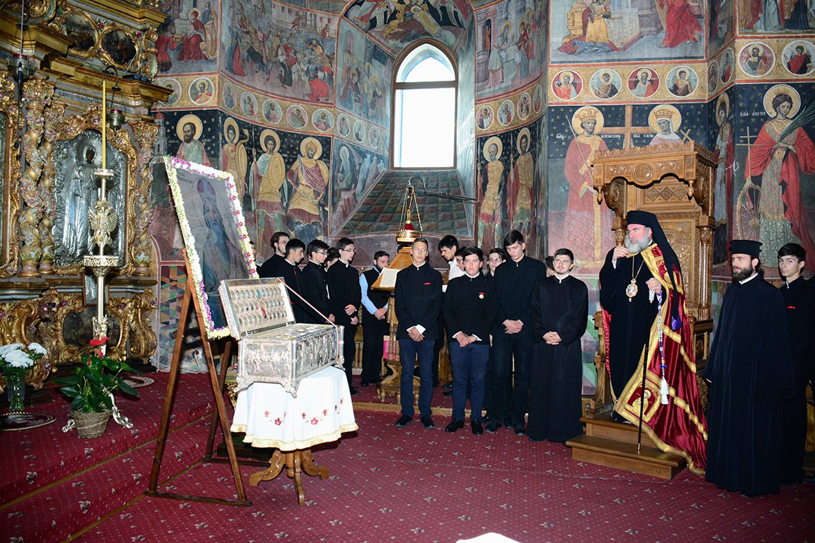 „Suntem în biserica unde a slujit Sfântul Ierarh Teodosie“