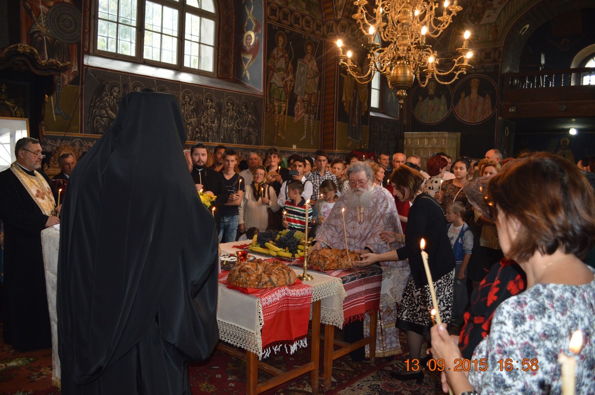 Lansare de carte în satul natal al părintelui Hrisostom Dănilă