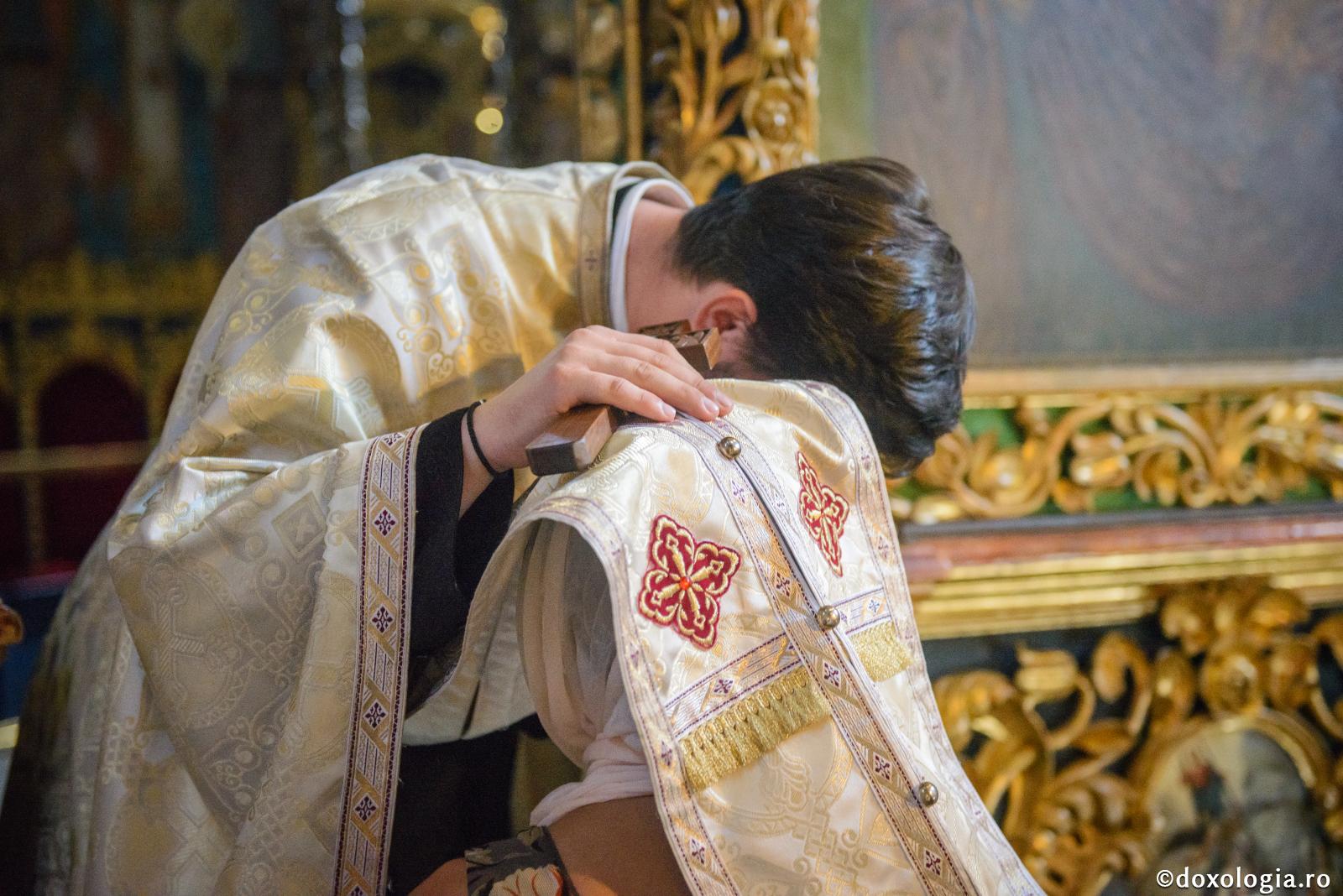 Să spunem tot duhovnicului!