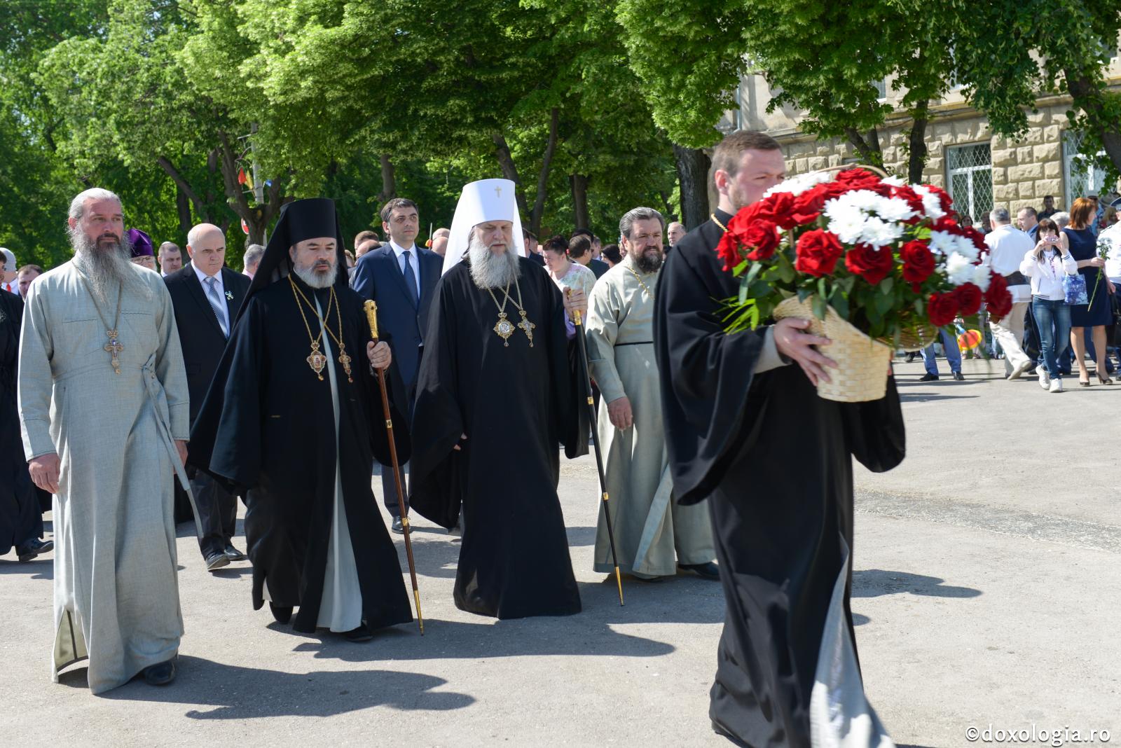 Răspuns celor ce neagă diferenţa esenţială dintre treapta de episcop şi cea de preot