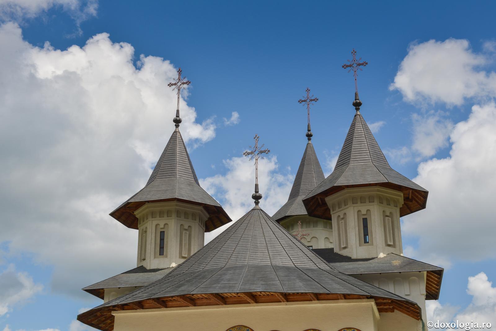 Biserica - veșnicie în timp