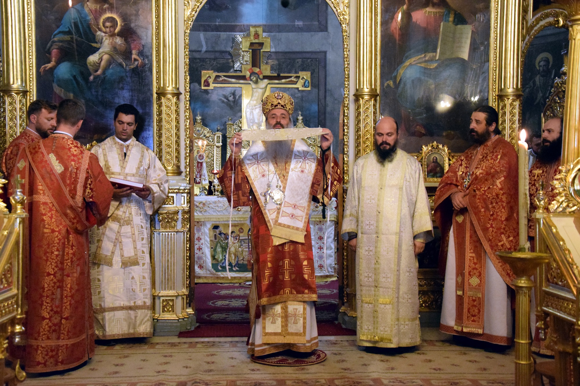 „Omul Crucii este acela care preferă să moară pentru ca alții să trăiască”