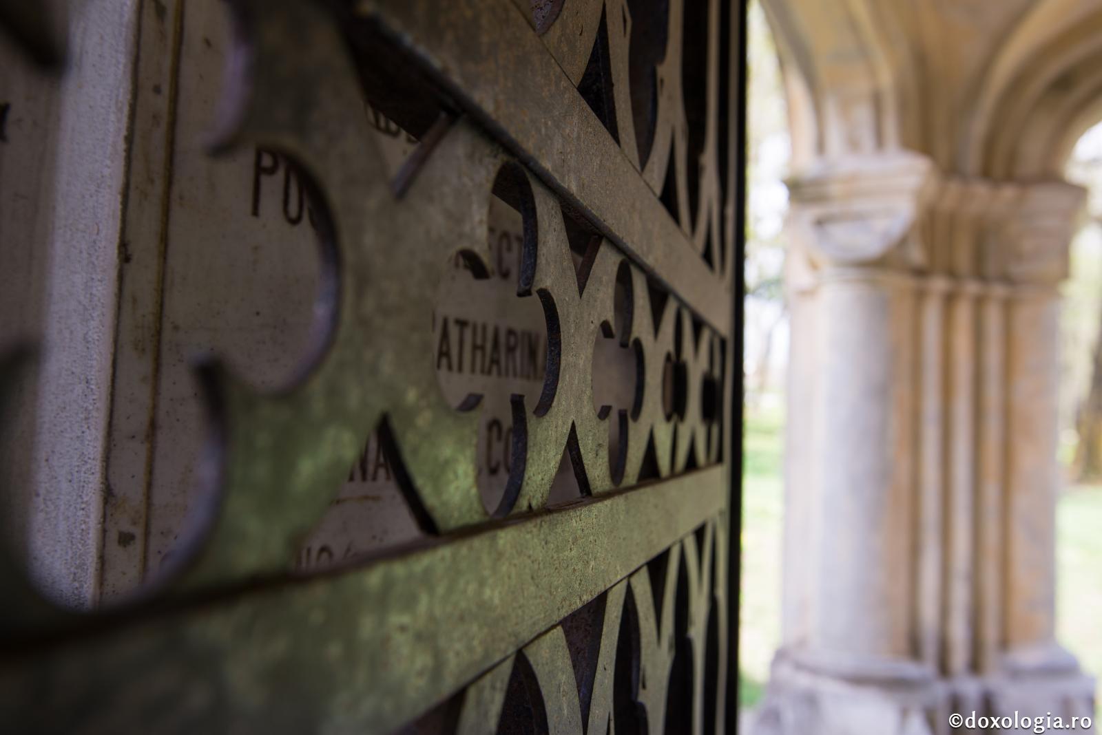 Să nu intri pe neaşteptate la nimeni