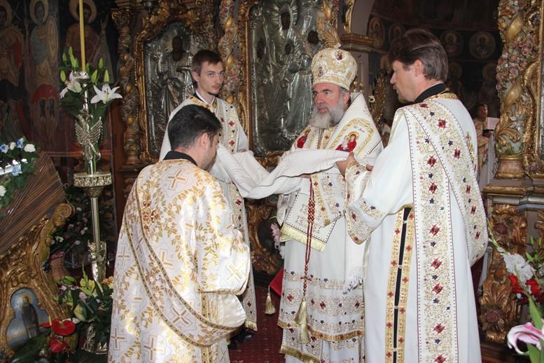 Moment de sărbătoare la Catedrala Arhiepiscopală din Roman