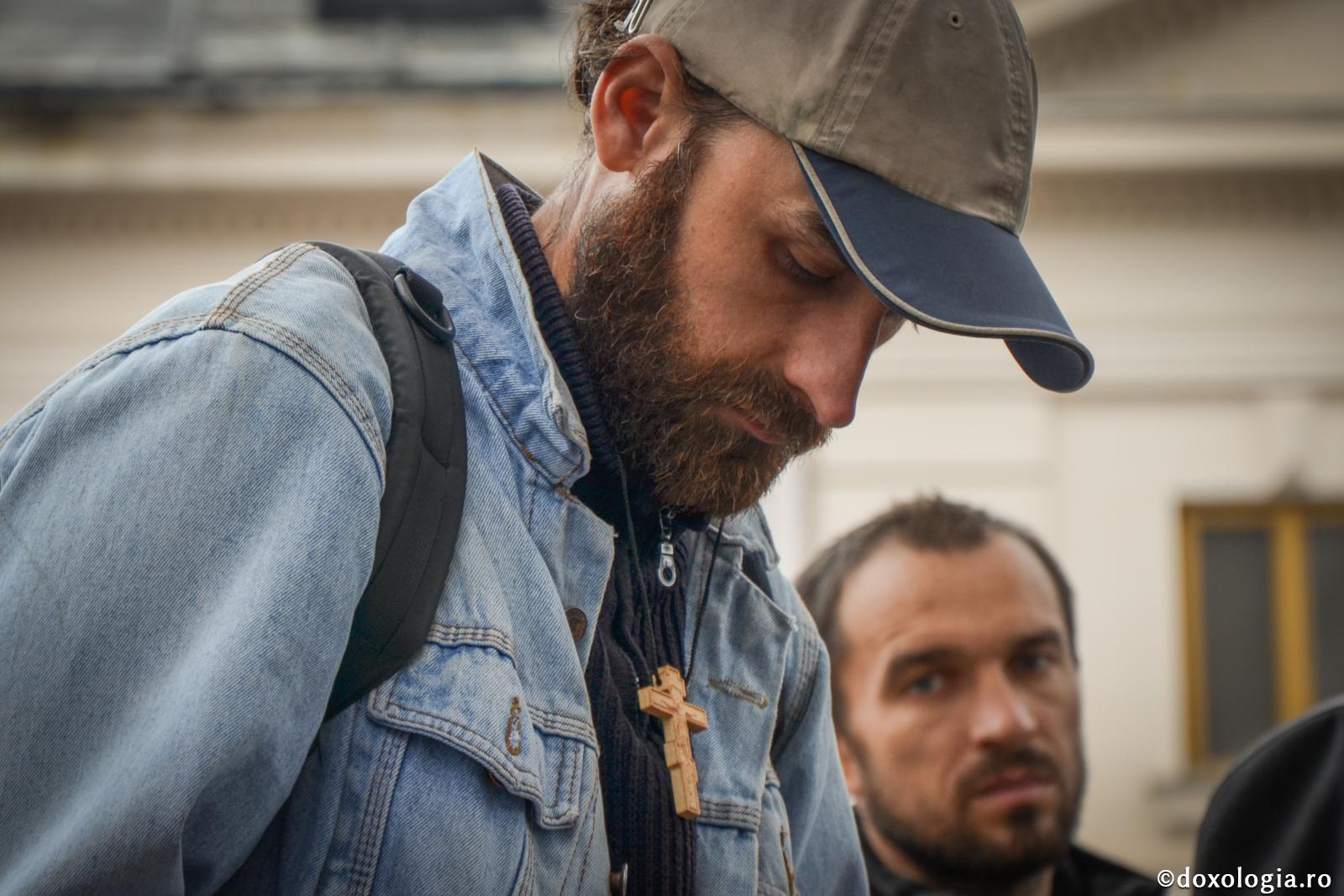 Cel ce nu are dragoste, este prieten al diavolului, vas al trufiei