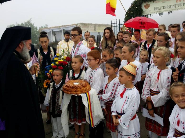Eveniment duhovnicesc în satul natal al părintelui Vichentie Mălău Eveniment duhovnicesc în satul natal al părintelui Vichentie Mălău