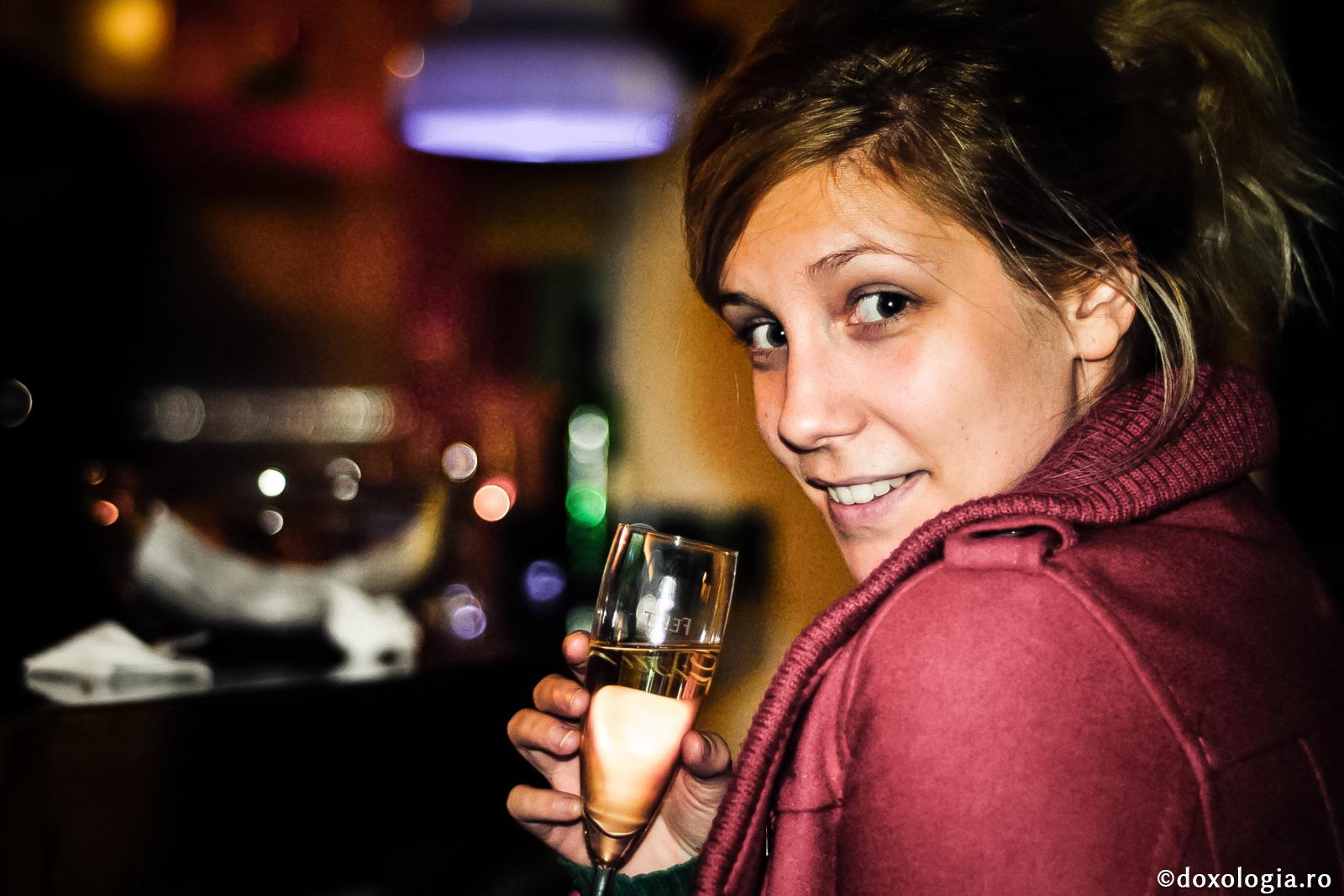 Diavolul lucrează împotriva mântuirii noastre, ispitindu-ne în multe feluri şi fără vrerea noastră