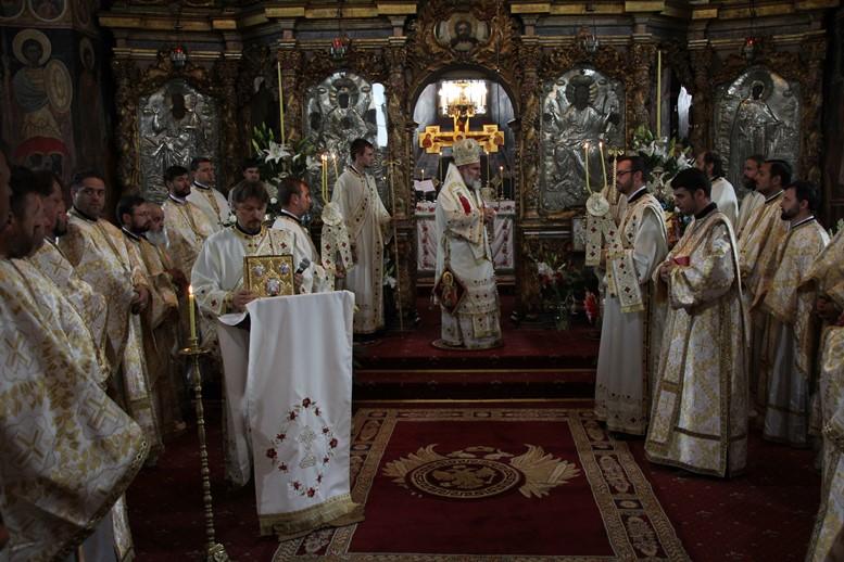 Moment de sărbătoare la Catedrala Arhiepiscopală din Roman