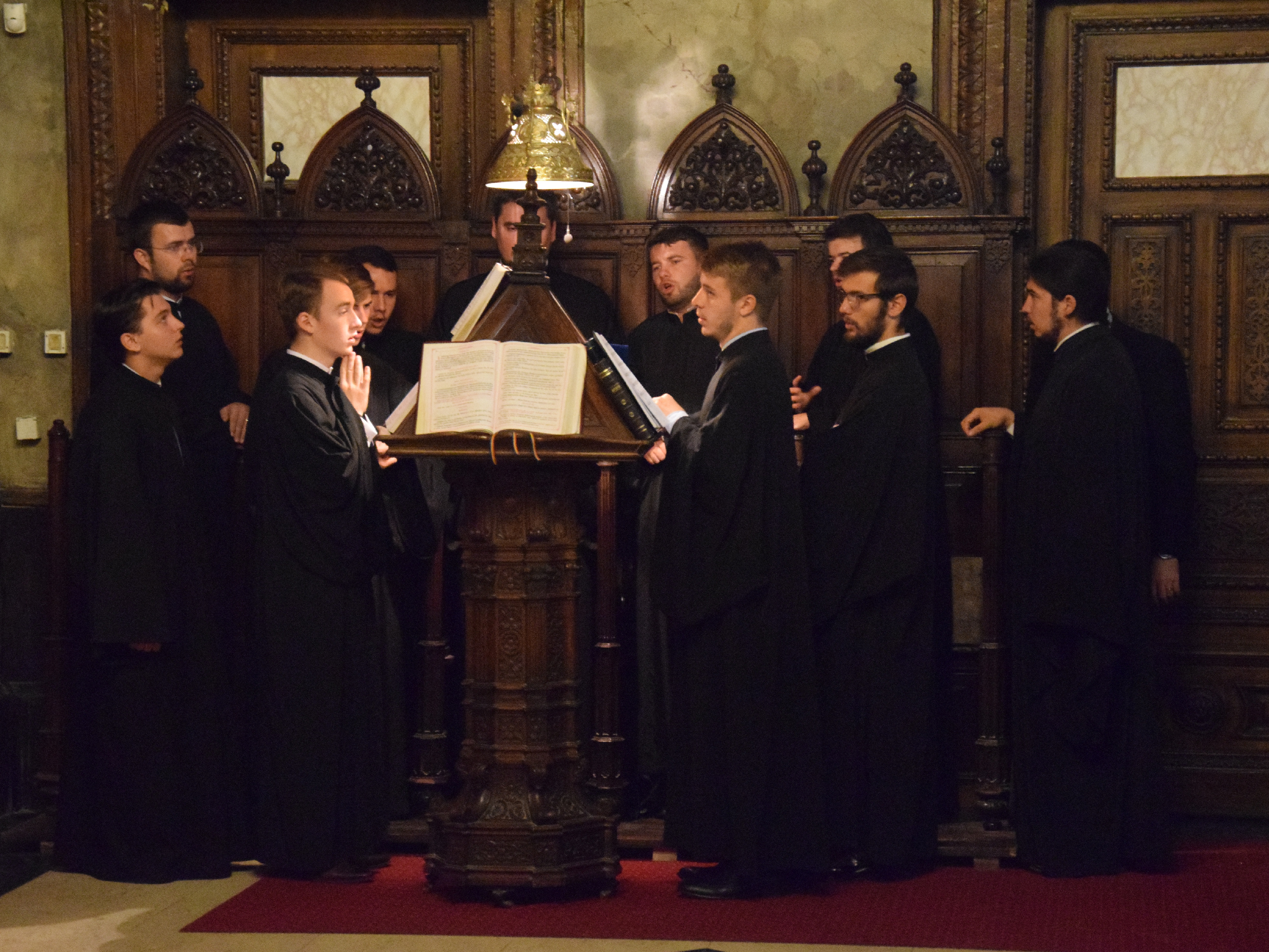 „Omul Crucii este acela care preferă să moară pentru ca alții să trăiască”