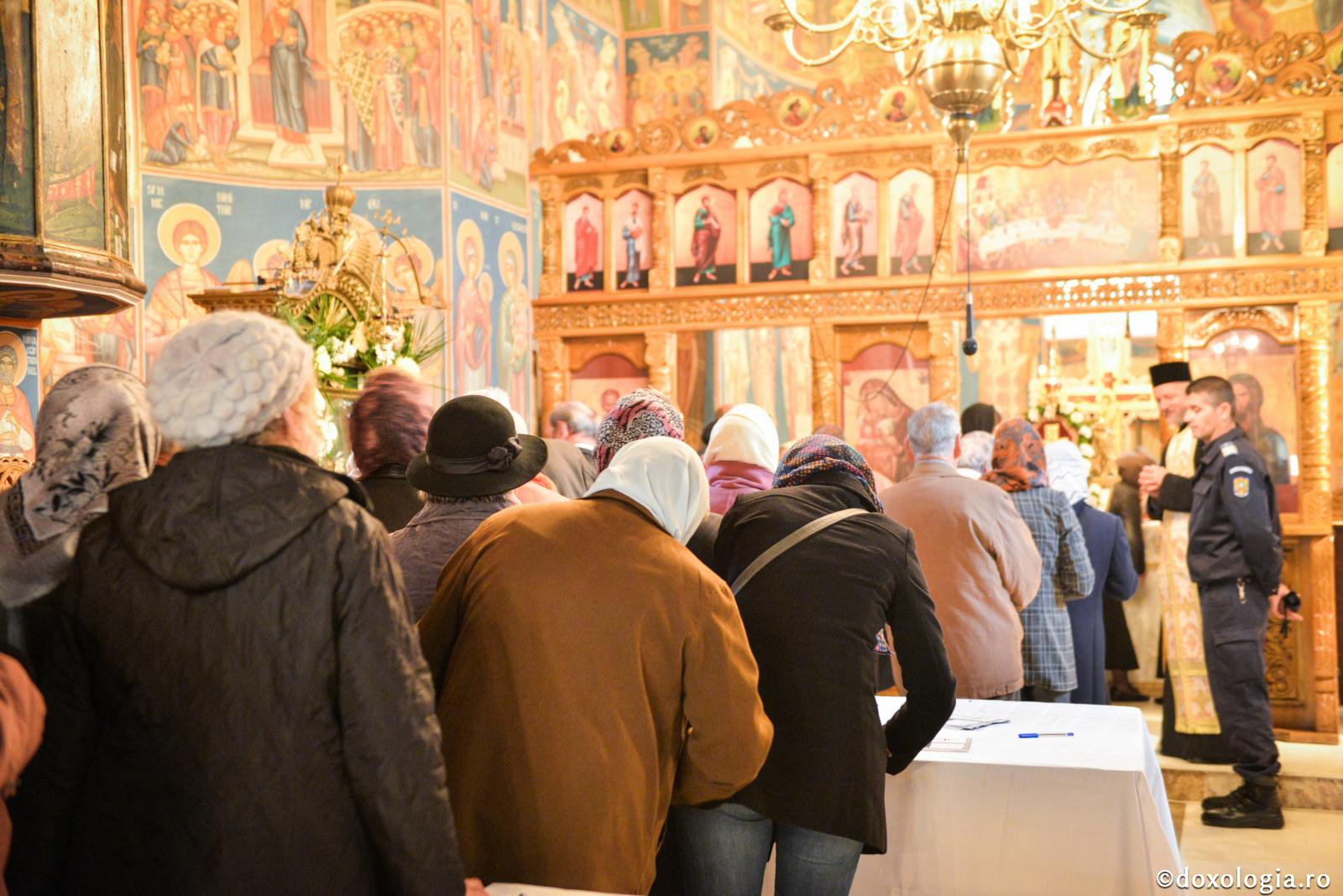 Toată nădejdea voastră să v-o puneți în Domnul Dumnezeu