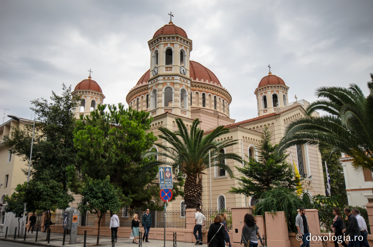 Dacă vezi un om care păcătuieşte şi nu ţi-e milă de el, atunci harul te va părăsi…