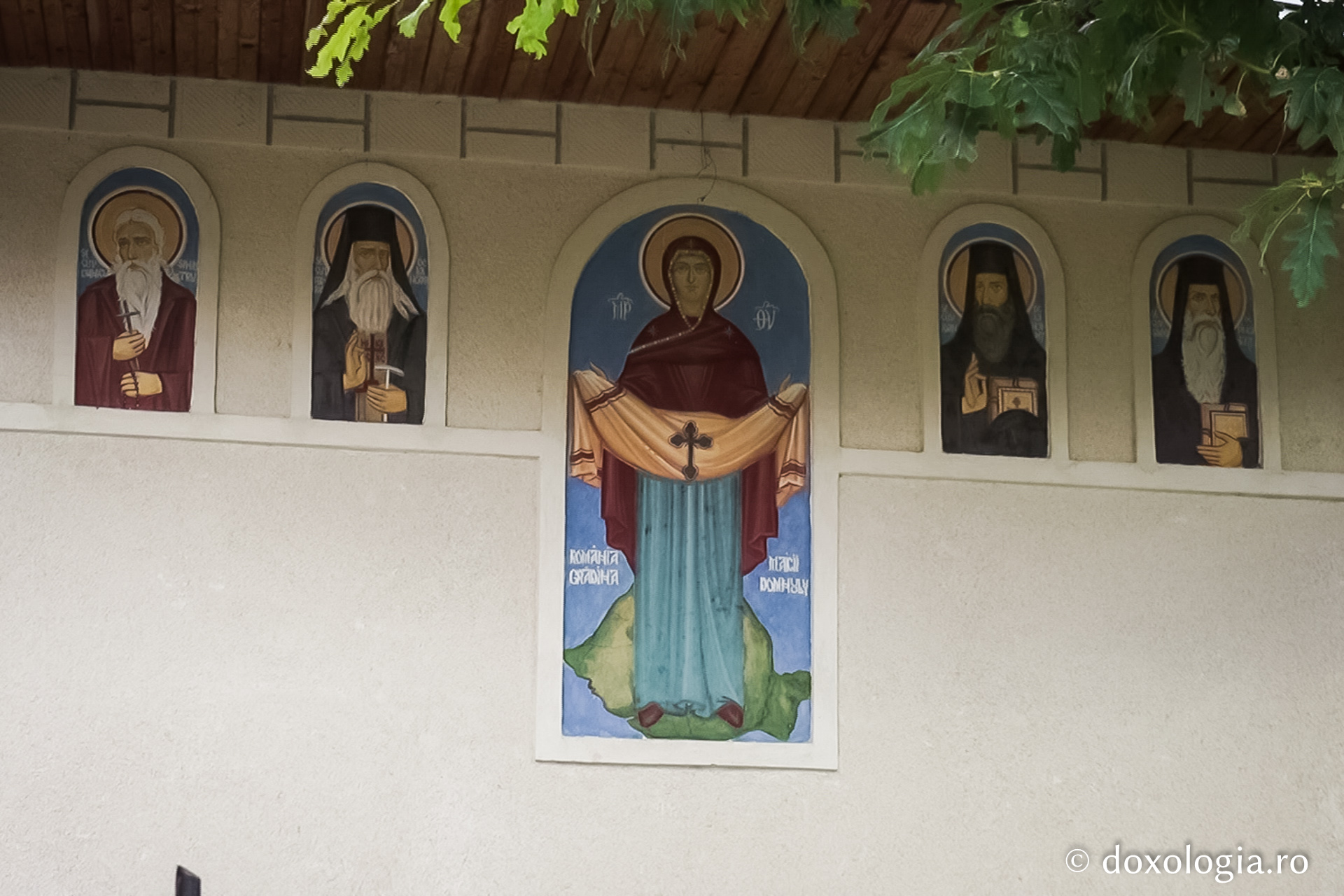 Foto: Oana Nechifor Sub milostivirea Maicii Domnului de la Bisericani