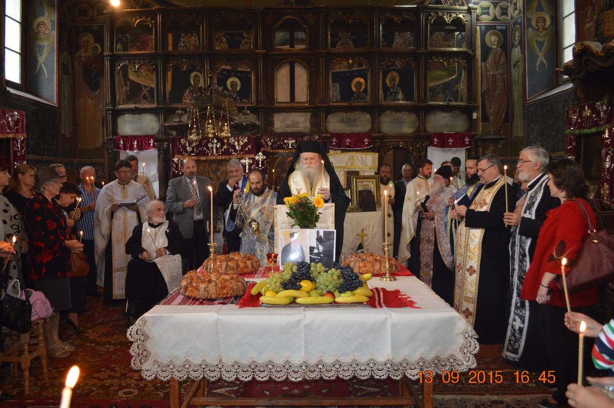 Lansare de carte în satul natal al părintelui Hrisostom Dănilă