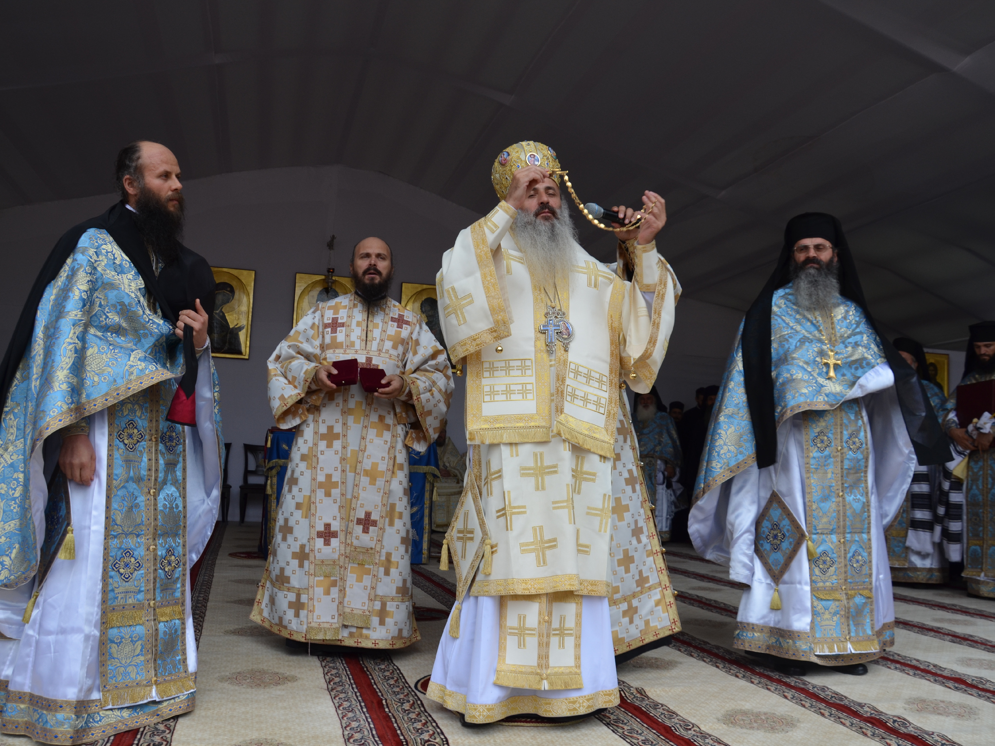 Ctitoria ștefaniană a Mănăstirii Popăuți, resfințită de patru ierarhi