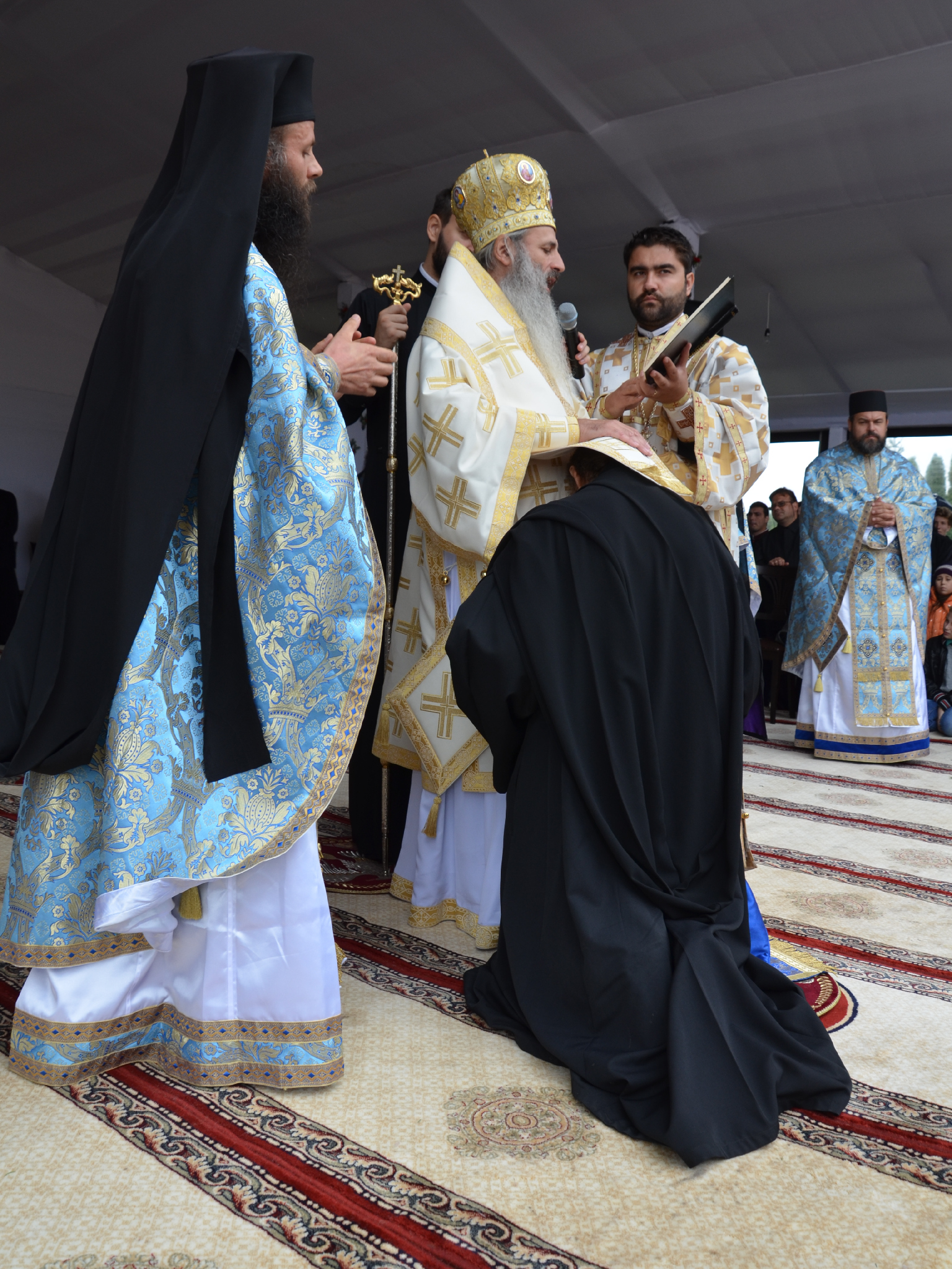 Ctitoria ștefaniană a Mănăstirii Popăuți, resfințită de patru ierarhi