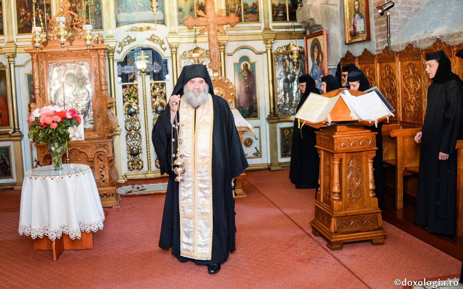 Cele pe care le lucrează preoţii pe pământ, pe aceleaşi şi Dumnezeu le împlineşte în ceruri