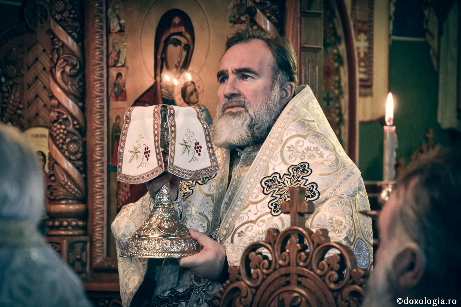 Liturghia - foc dumnezeiesc