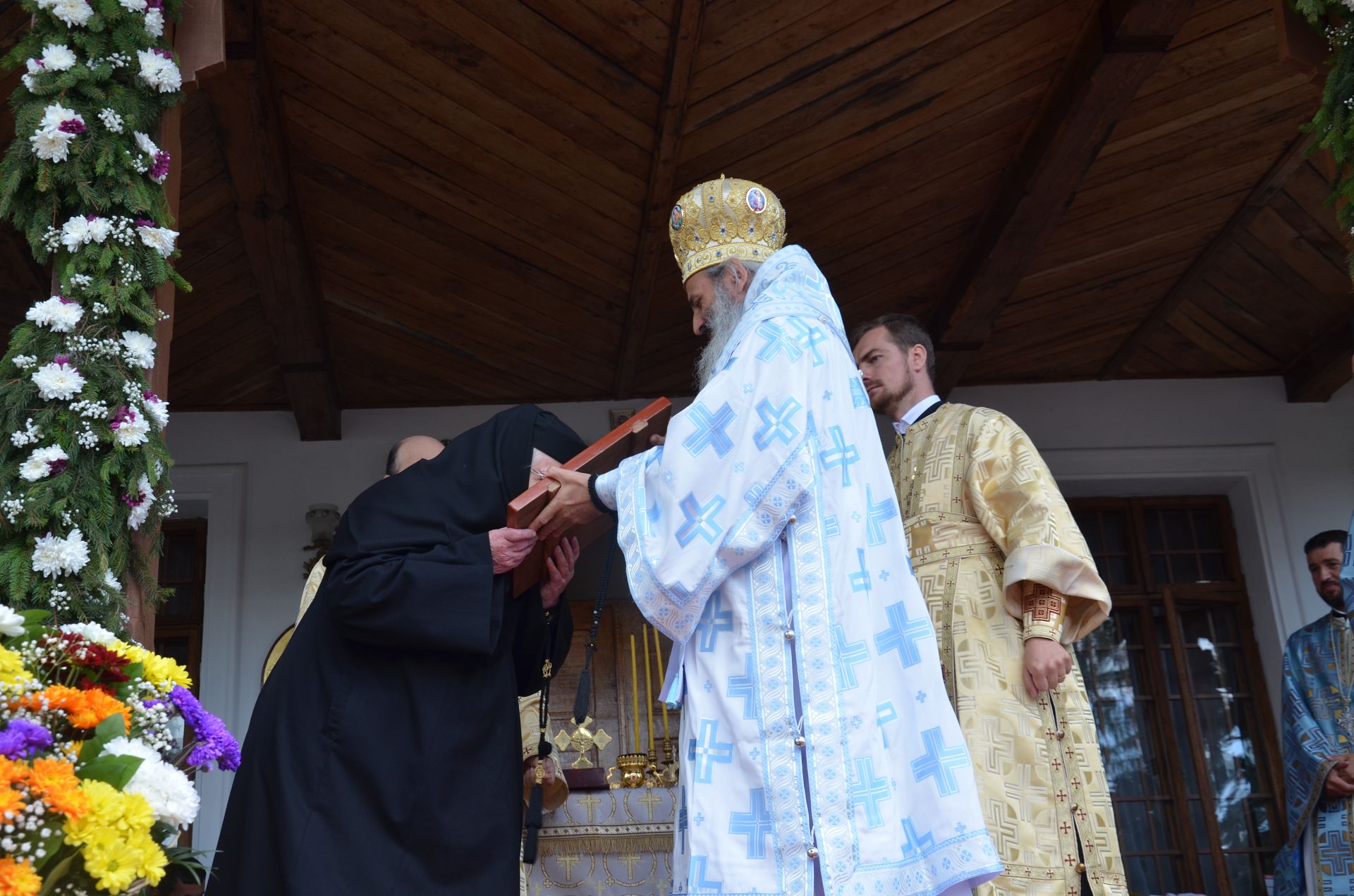 „Tu, popor român, să nu te temi dacă vor veni străinii peste tine! Să te temi atunci când mamele nu vor mai face copii!”