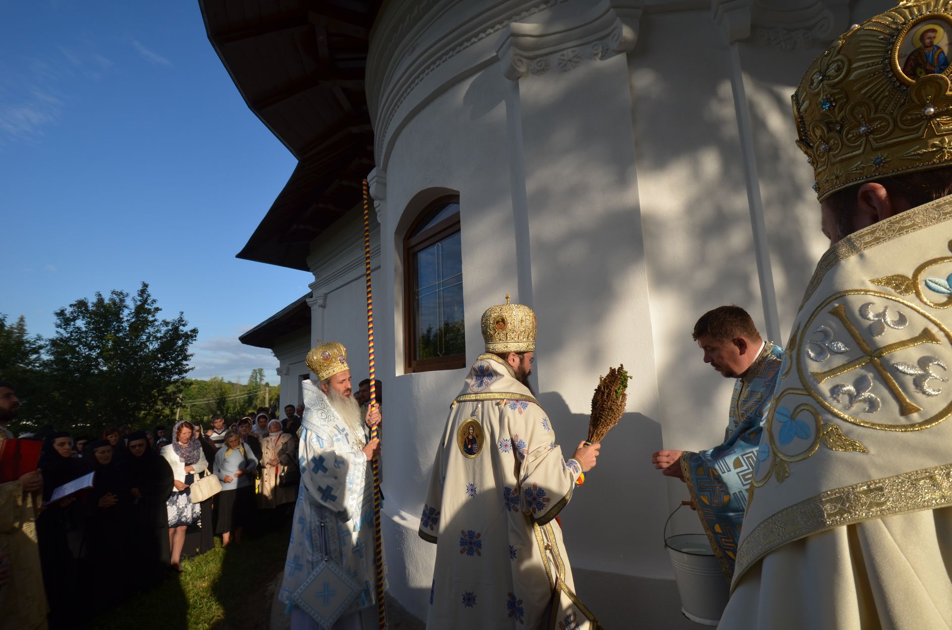 „Tu, popor român, să nu te temi dacă vor veni străinii peste tine! Să te temi atunci când mamele nu vor mai face copii!”