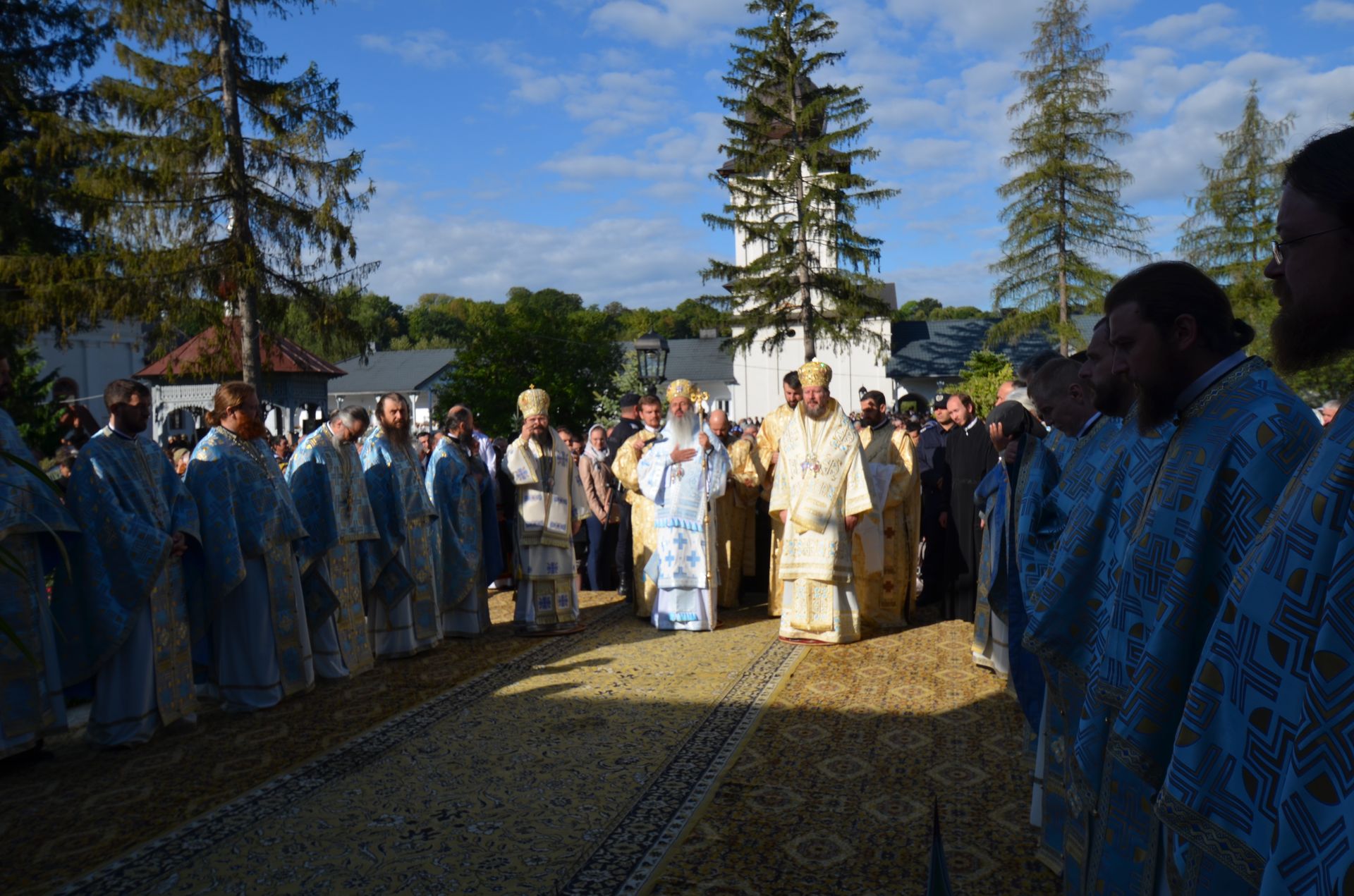 „Tu, popor român, să nu te temi dacă vor veni străinii peste tine! Să te temi atunci când mamele nu vor mai face copii!”