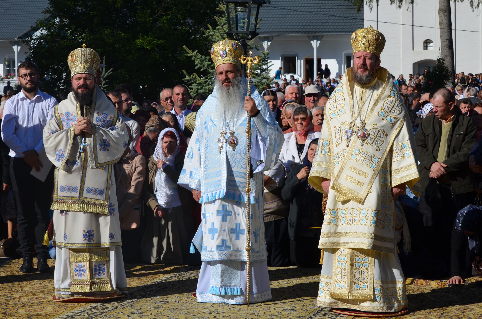 „Tu, popor român, să nu te temi dacă vor veni străinii peste tine! Să te temi atunci când mamele nu vor mai face copii!”