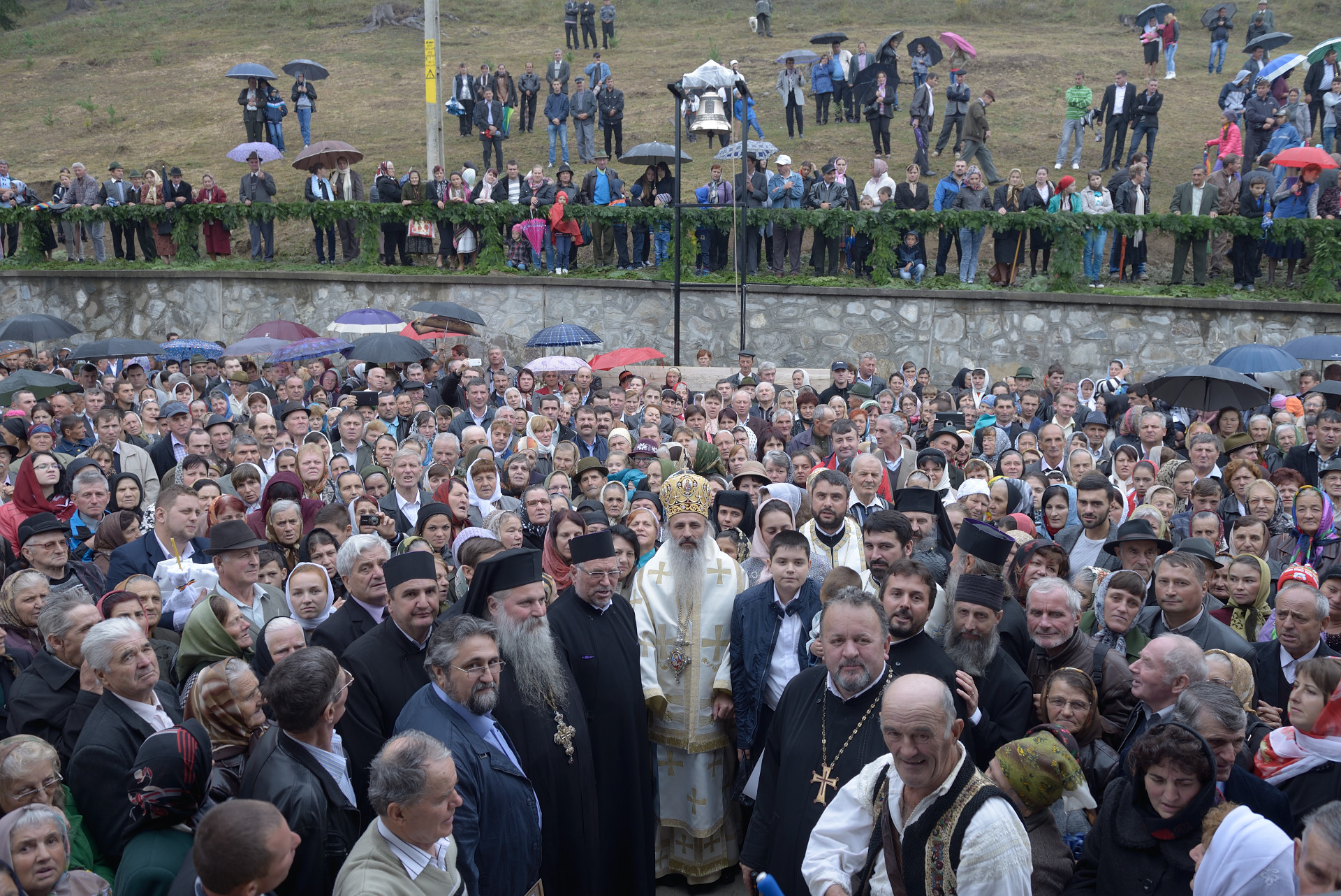Foto: Oana Nechifor Biserica „Sfântul Ierarh Nicolae” din Chirițeni a fost sfințită