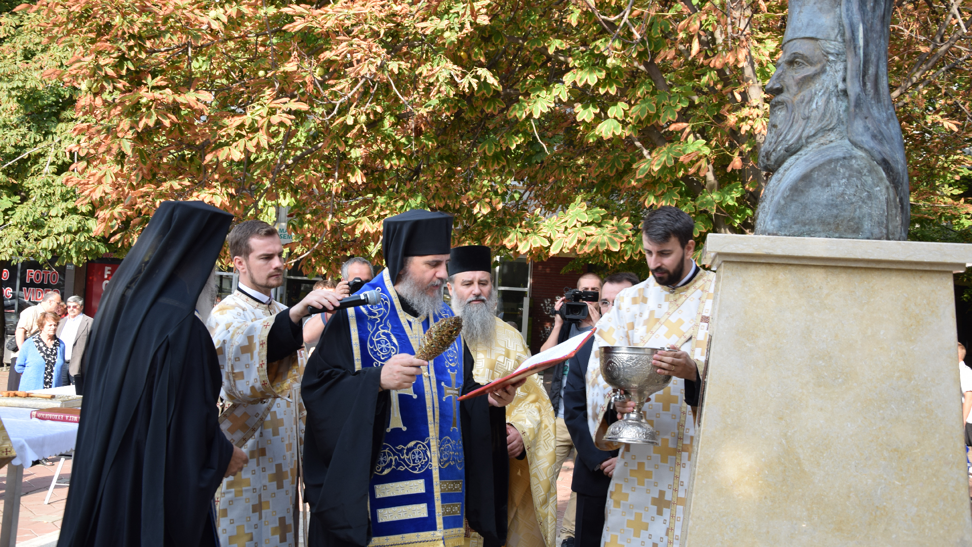 Bustul Arhiepiscopului Ciprului Kyprianos, inaugurat la Iași