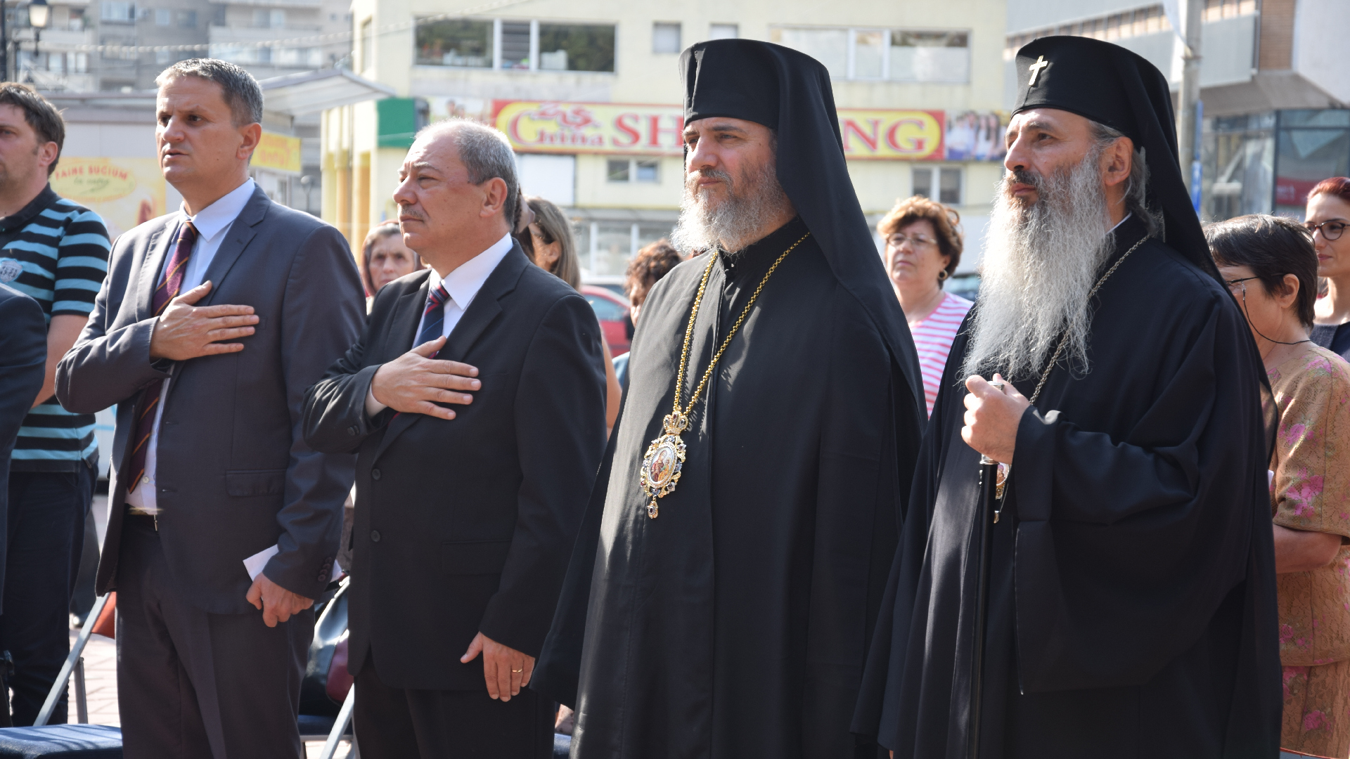 Bustul Arhiepiscopului Ciprului Kyprianos, inaugurat la Iași