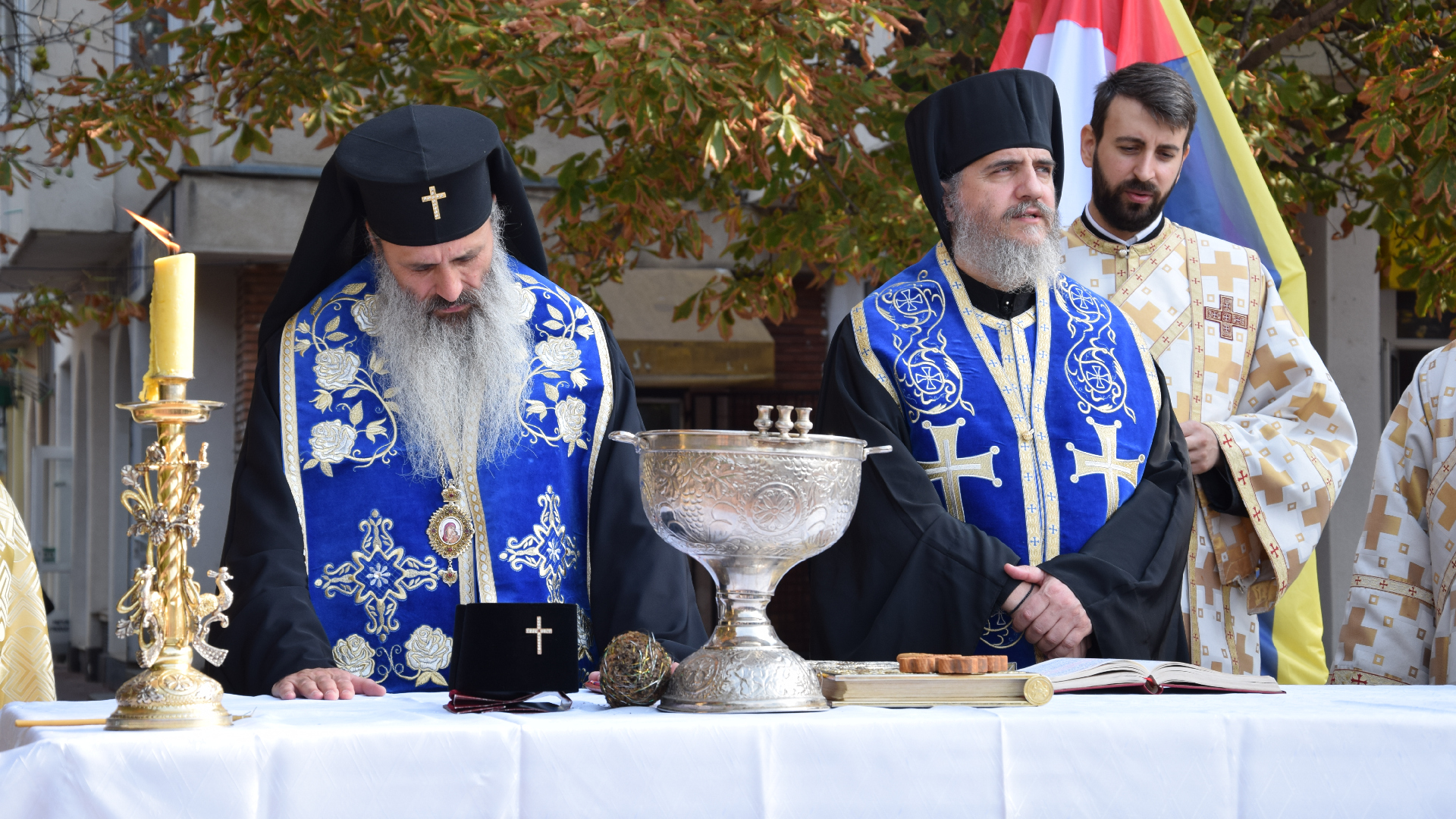 Bustul Arhiepiscopului Ciprului Kyprianos, inaugurat la Iași