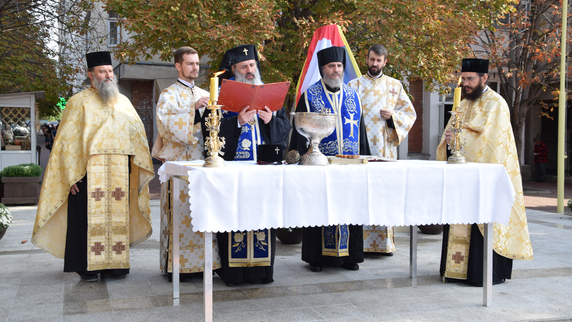Bustul Arhiepiscopului Ciprului Kyprianos, inaugurat la Iași