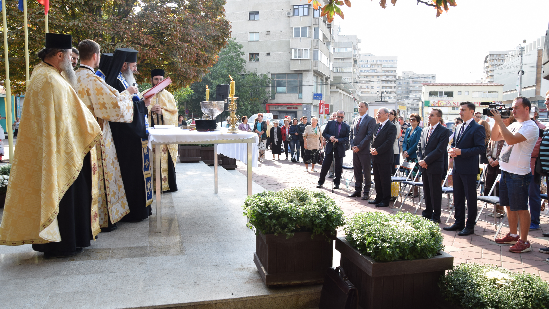 Bustul Arhiepiscopului Ciprului Kyprianos, inaugurat la Iași