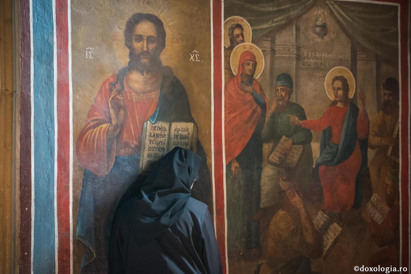 „Lipitu-s-a sufletul meu de Tine şi pe mine mă va sprijini dreapta Ta” (Ps. 62, 8)