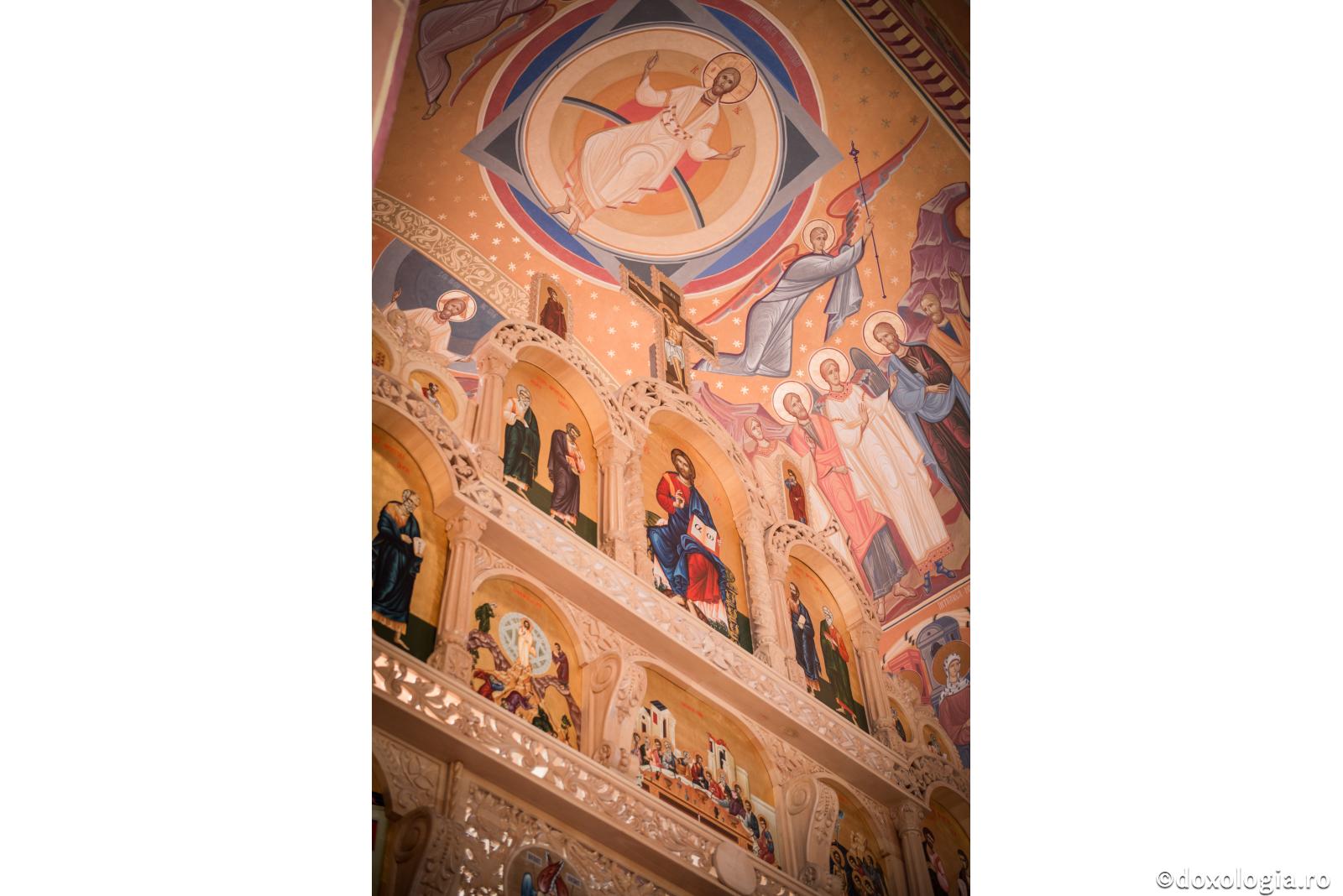 Dacă de oameni ne rușinăm...