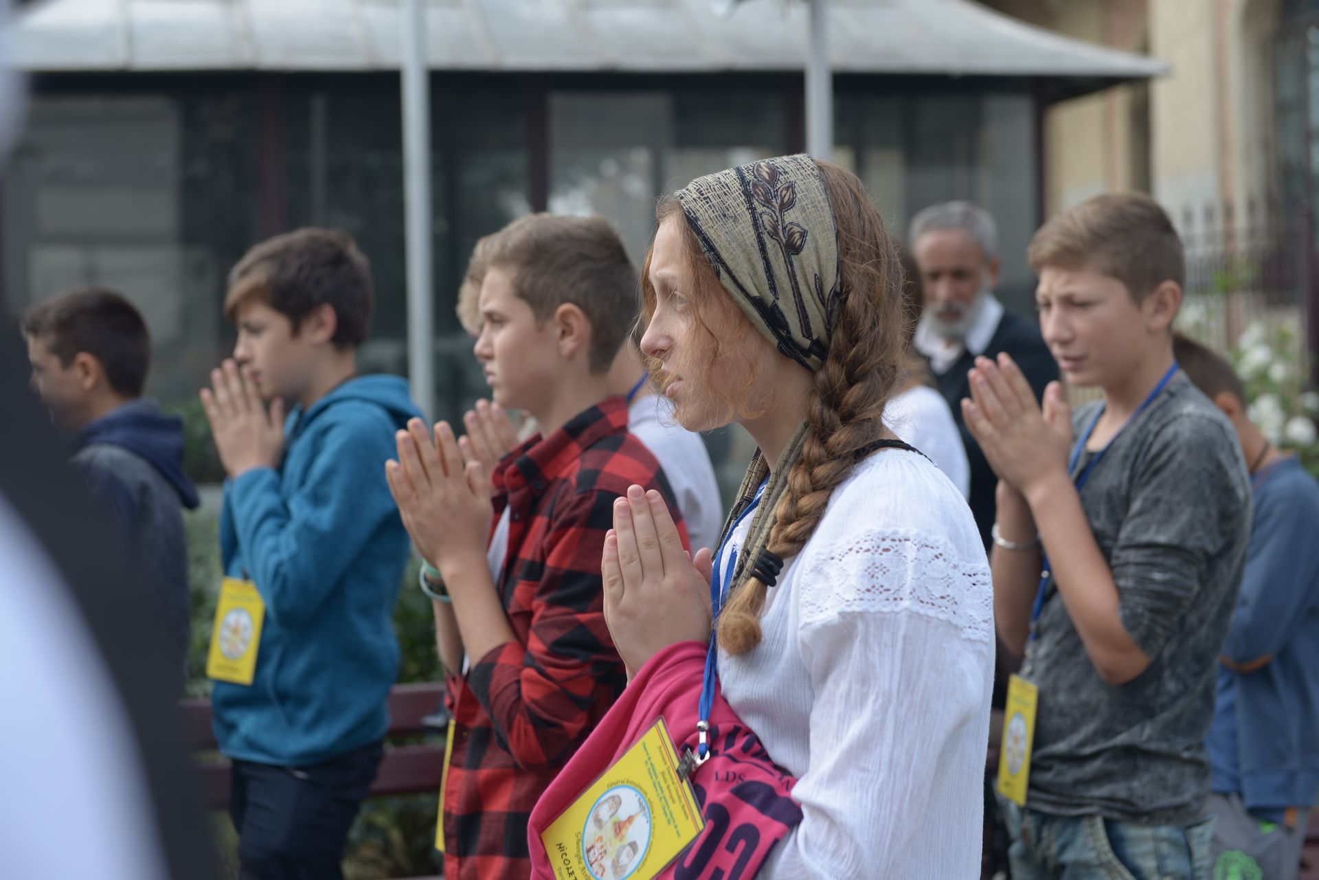 „Să vă apropiați de chipurile părinților Paisie Olaru şi Cleopa Ilie, căci au multe a vă grăi” „Să vă apropiați de chipurile părinților Paisie Olaru şi Cleopa Ilie, căci au multe a vă grăi”