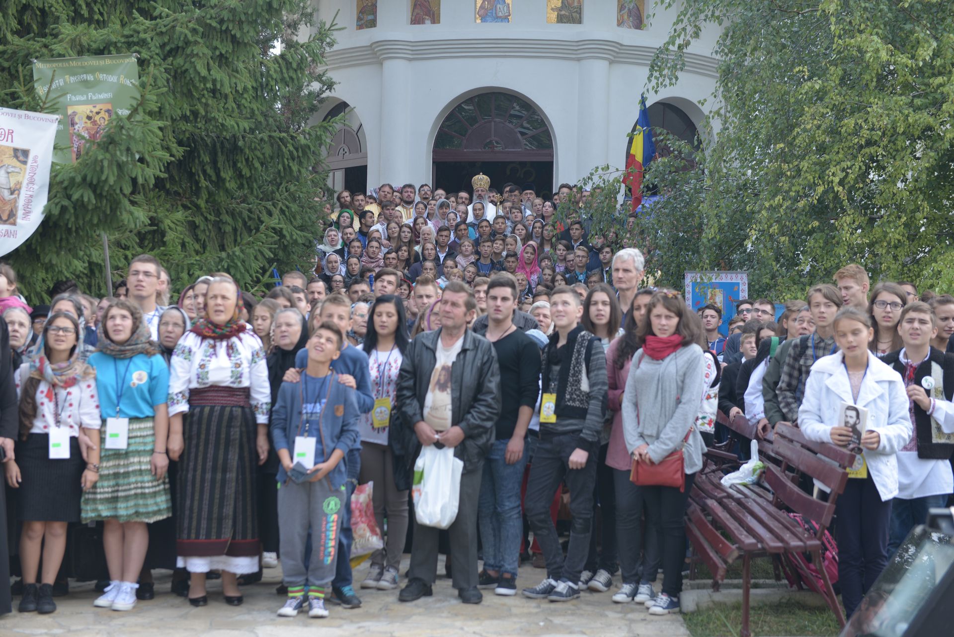 „Să vă apropiați de chipurile părinților Paisie Olaru şi Cleopa Ilie, căci au multe a vă grăi” „Să vă apropiați de chipurile părinților Paisie Olaru şi Cleopa Ilie, căci au multe a vă grăi”