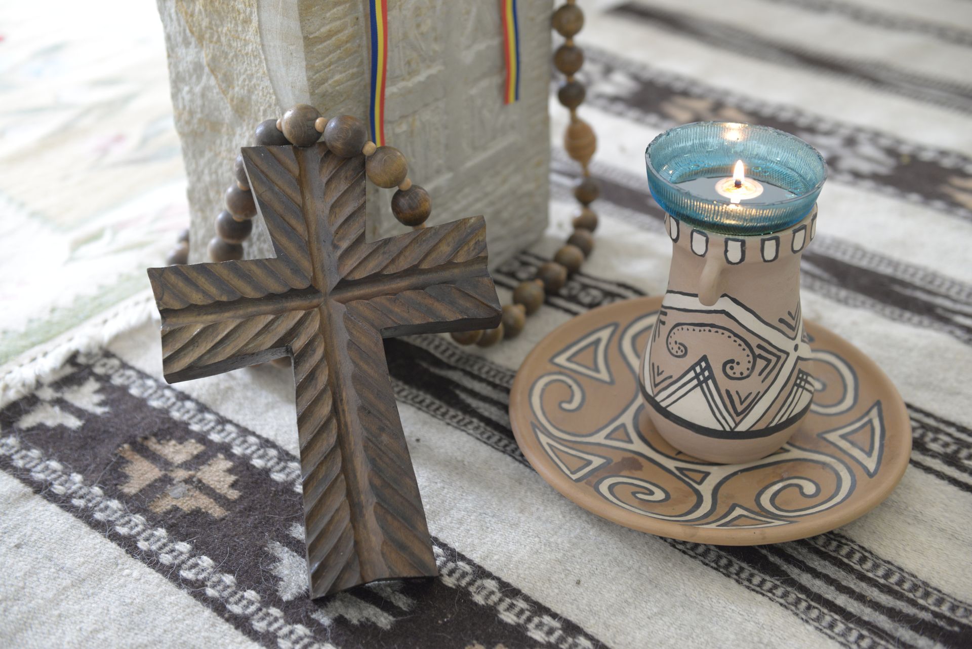 „Să vă apropiați de chipurile părinților Paisie Olaru şi Cleopa Ilie, căci au multe a vă grăi” „Să vă apropiați de chipurile părinților Paisie Olaru şi Cleopa Ilie, căci au multe a vă grăi”