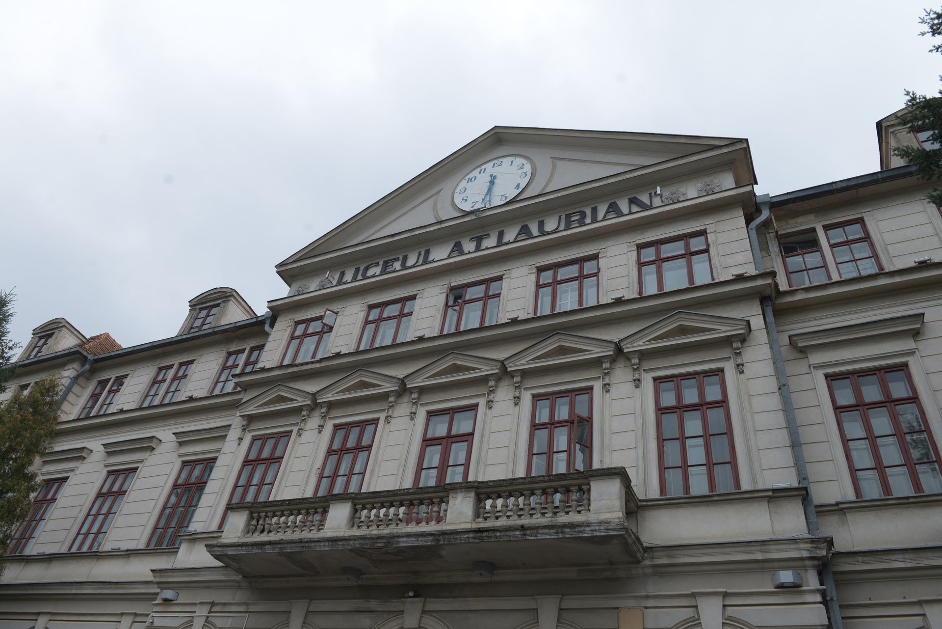 „Să vă apropiați de chipurile părinților Paisie Olaru şi Cleopa Ilie, căci au multe a vă grăi” „Să vă apropiați de chipurile părinților Paisie Olaru şi Cleopa Ilie, căci au multe a vă grăi”