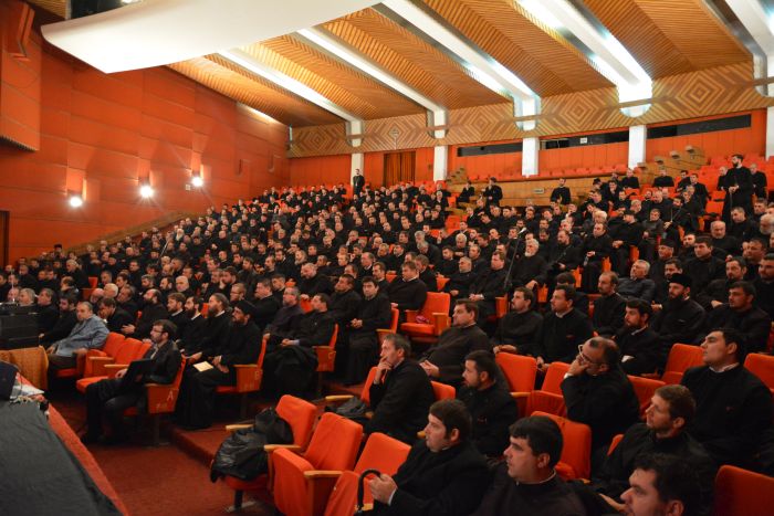 Conferinţa semestrială de toamnă a preoţilor din Eparhia Slatinei şi Romanaţilor Conferinţa semestrială de toamnă a preoţilor din Eparhia Slatinei şi Romanaţilor