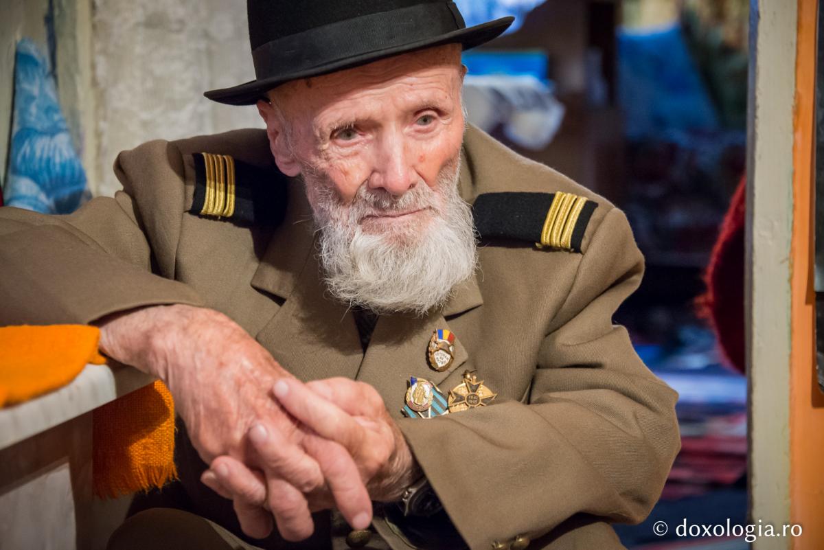 Șase veterani de război au fost decorați cu distincția „Crucea Moldavă”