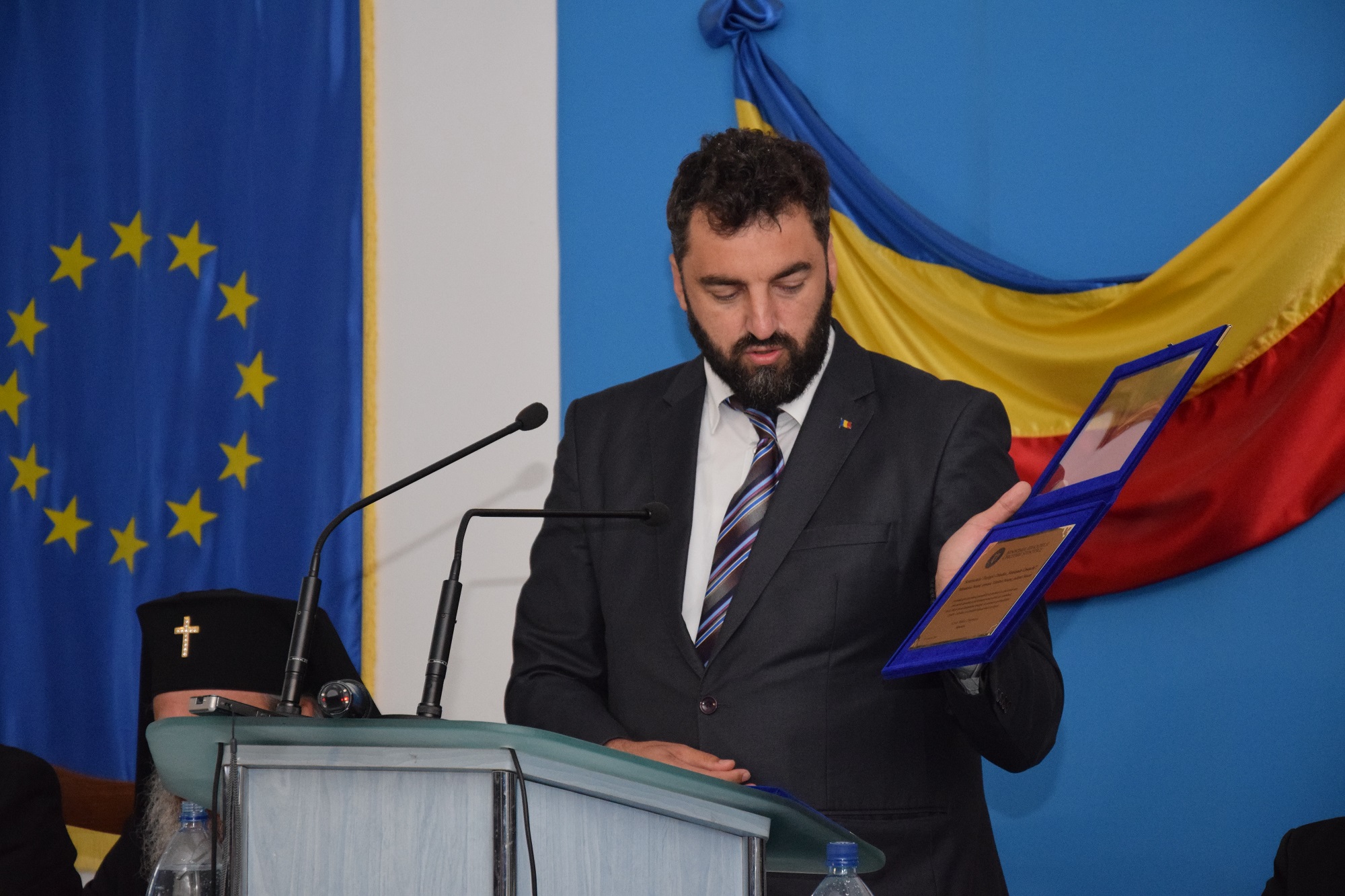 Ample manifestări spiritual-culturale, la împlinirea a 160 de ani de la înființarea Seminarului Teologic Liceal Ortodox „Veniamin Costachi” Ample manifestări spiritual-culturale, la împlinirea a 160 de ani de la înființarea Seminarului Teologic Liceal Ortodox „Veniamin Costachi”