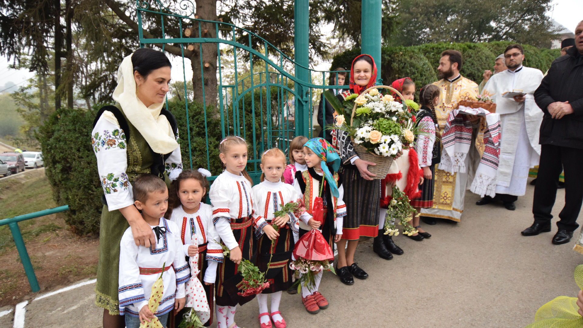 Resfințire la Trestiana: „Destinația omului nu este mormântul” Resfințire la Trestiana: „Destinația omului nu este mormântul”
