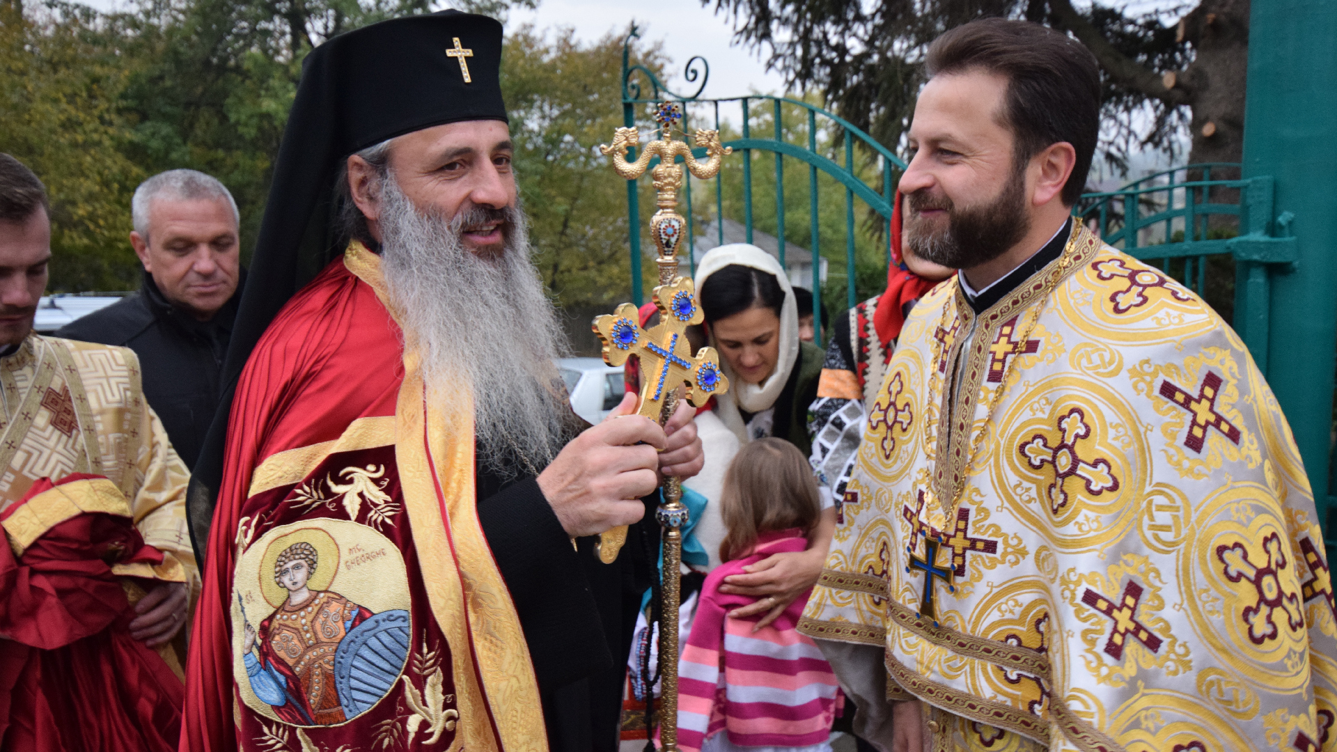 Resfințire la Trestiana: „Destinația omului nu este mormântul” Resfințire la Trestiana: „Destinația omului nu este mormântul”