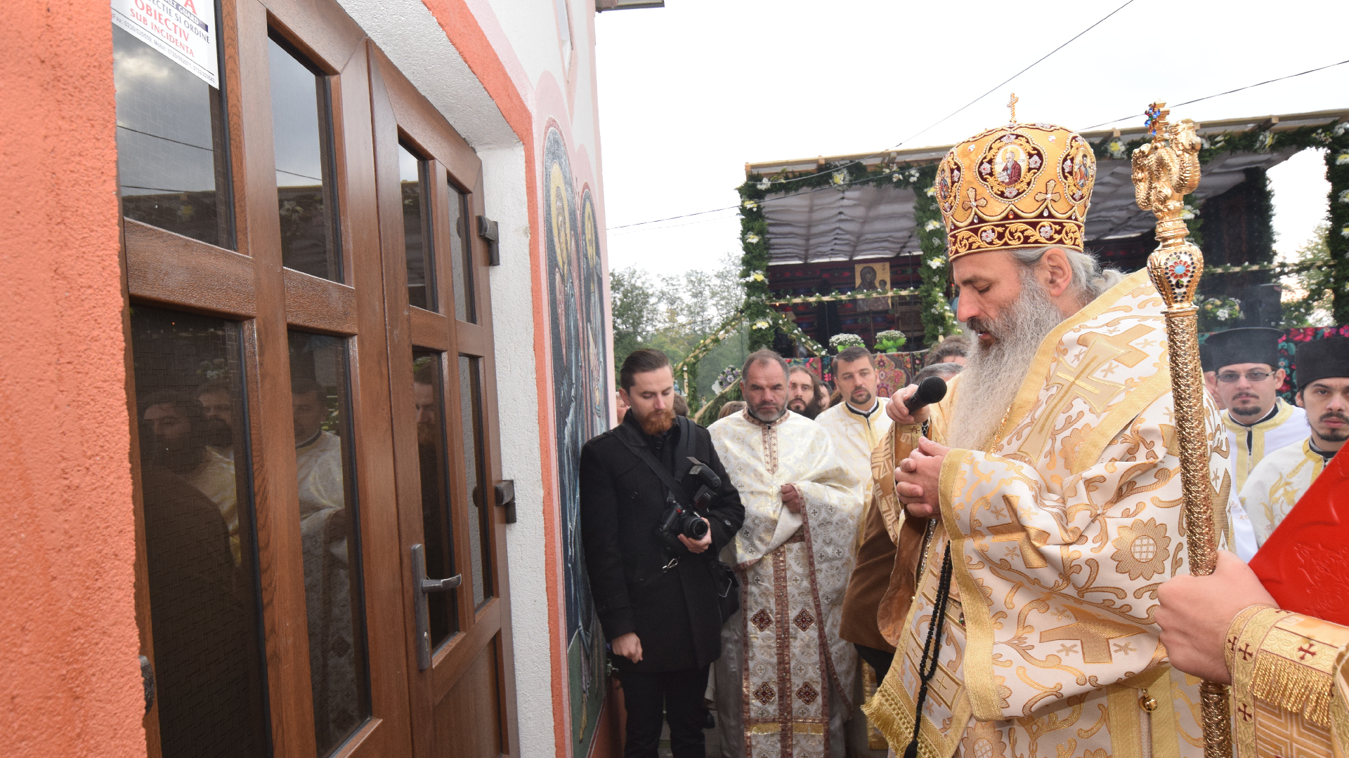 Resfințire la Trestiana: „Destinația omului nu este mormântul” Resfințire la Trestiana: „Destinația omului nu este mormântul”