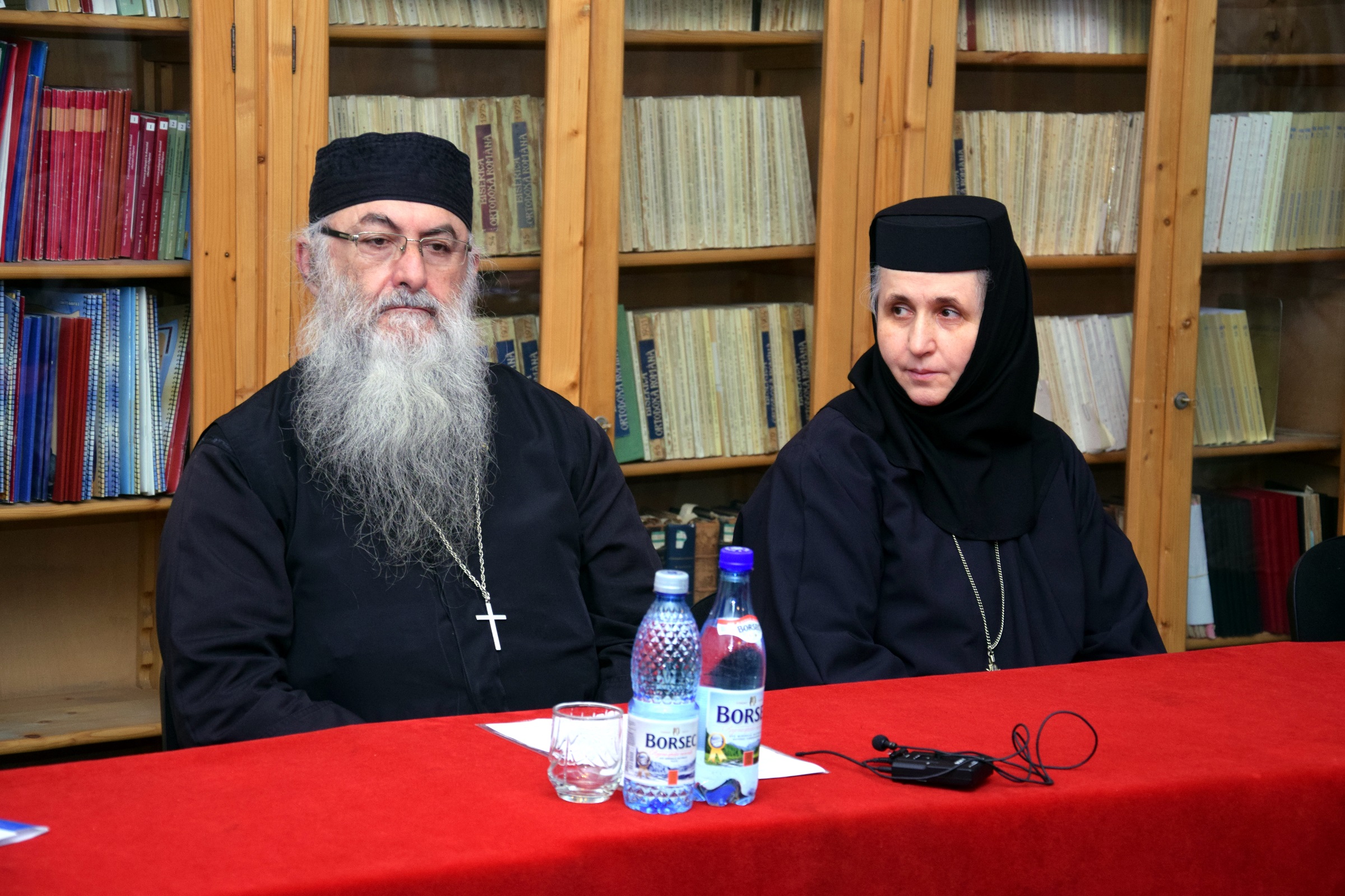 „Mintea care imaginează nu este potrivită pentru teologie”