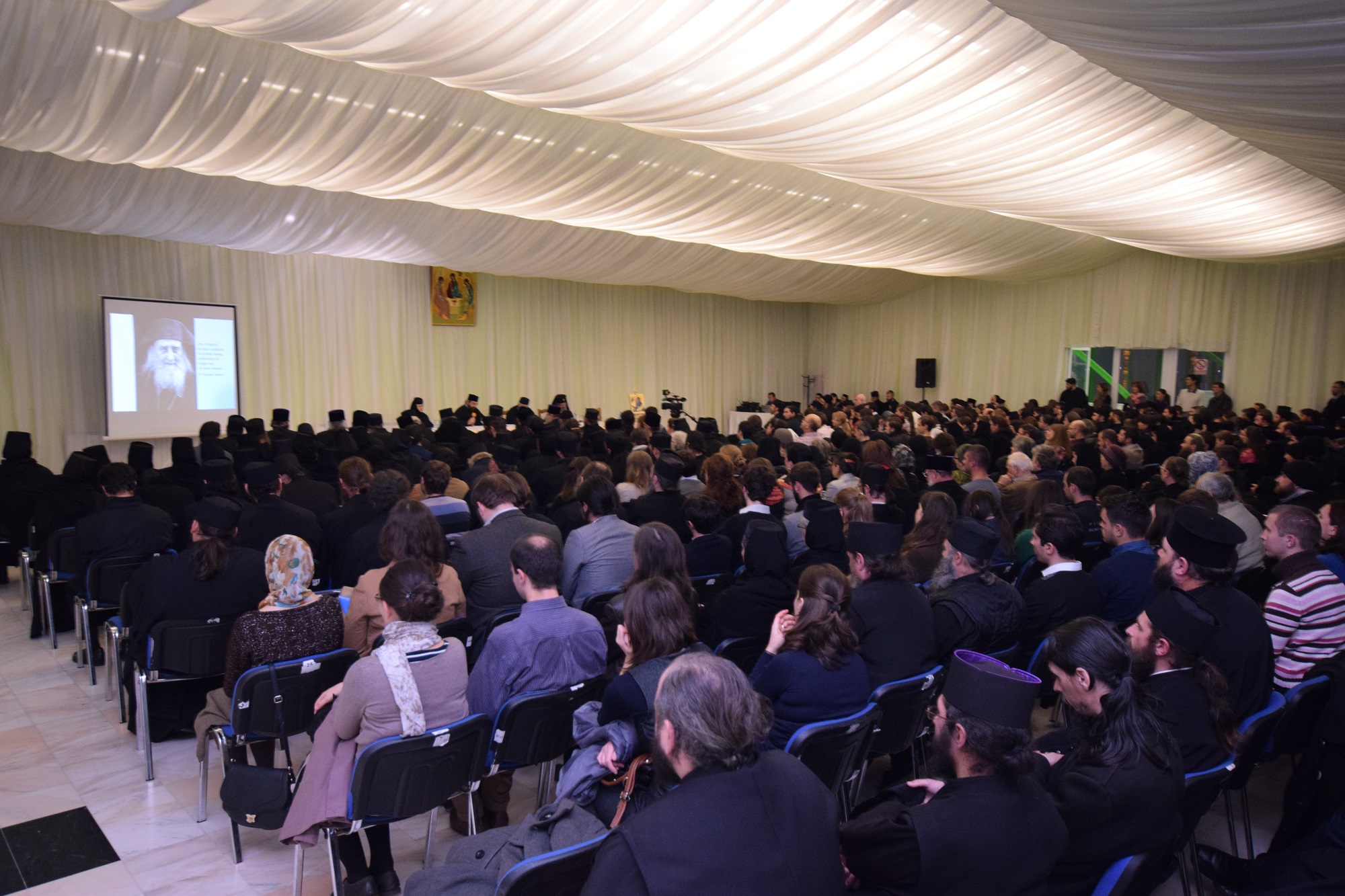 Părintele Zaharia Zaharou la Iași: „Fără monahism, nu am fi în stare să înțelegem în mod deplin Evanghelia lui Hristos”